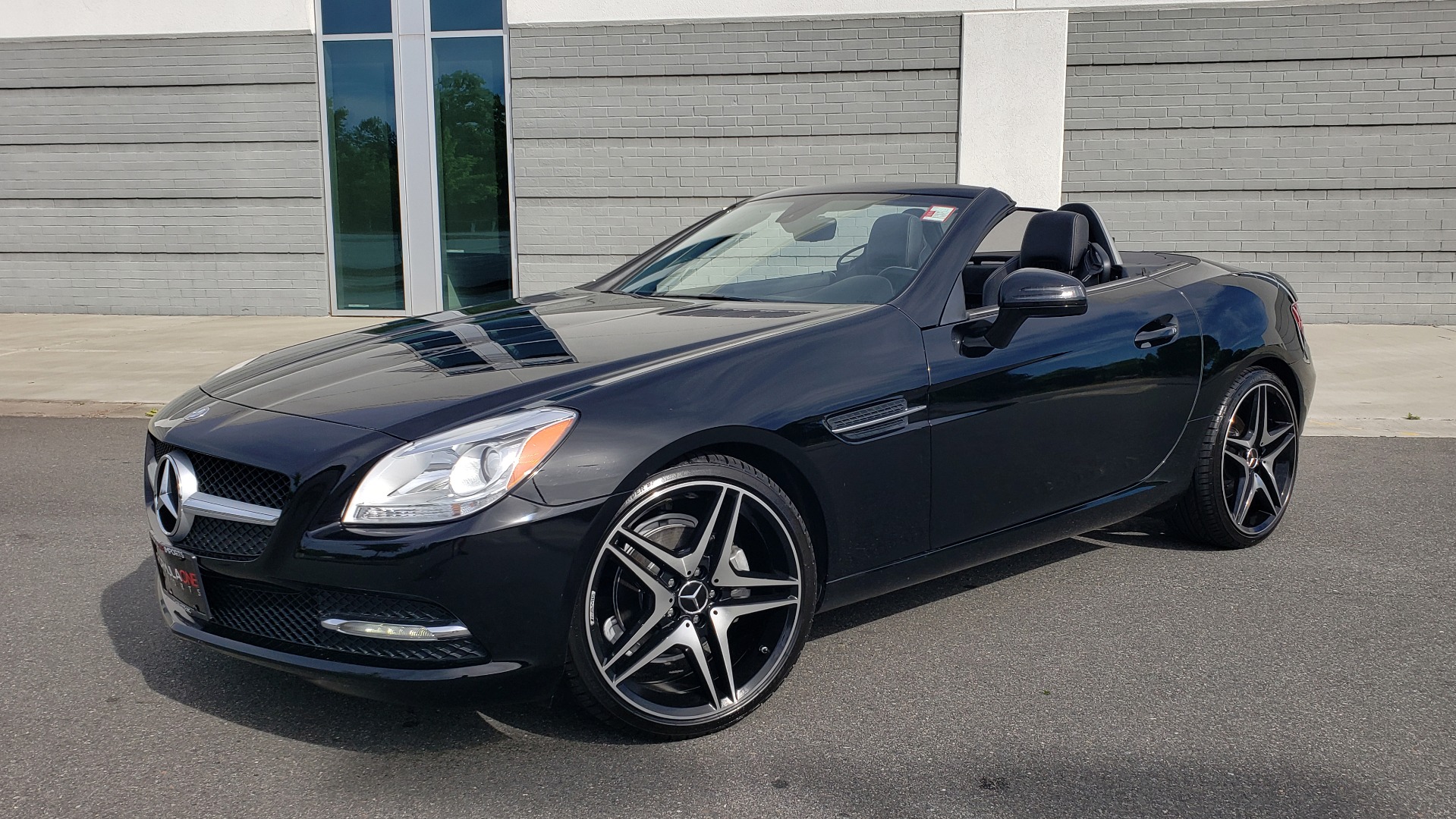 Used 2012 Mercedes-Benz SLK-CLASS SLK 250 ROADSTER / PREM 1 PKG / COMAND LAUNCH PKG / 7-SPD AUTO for sale Sold at Formula Imports in Charlotte NC 28227 1