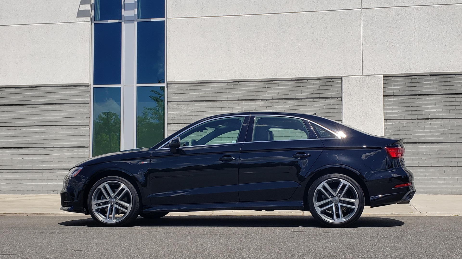 Used 2018 Audi A3 SEDAN PREMIUM PLUS / NAV / PANO-ROOF / B&O SND / LED PKG / REARVIEW for sale Sold at Formula Imports in Charlotte NC 28227 5