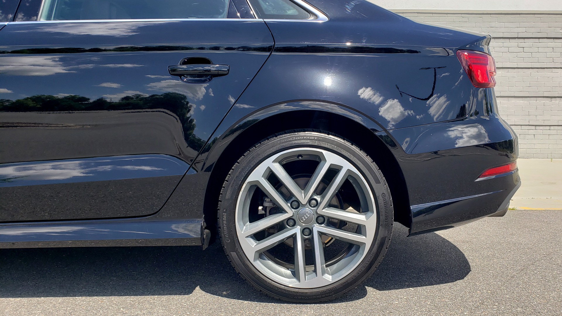 Used 2018 Audi A3 SEDAN PREMIUM PLUS / NAV / PANO-ROOF / B&O SND / LED PKG / REARVIEW for sale Sold at Formula Imports in Charlotte NC 28227 79