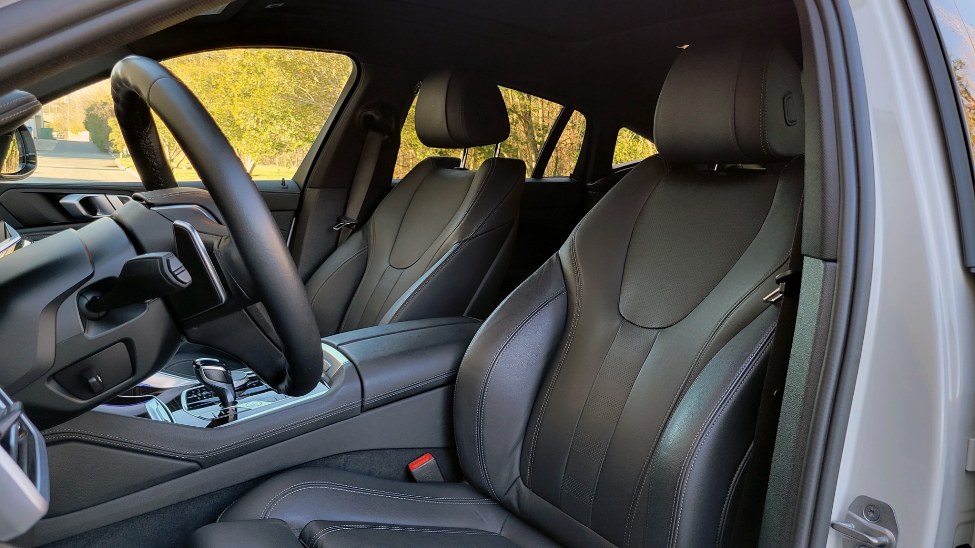 Used 2021 BMW X6 XDRIVE40I PREMIUM / HUD / NAV / H/K SND / SUNROOF / REARVIEW for sale Sold at Formula Imports in Charlotte NC 28227 26