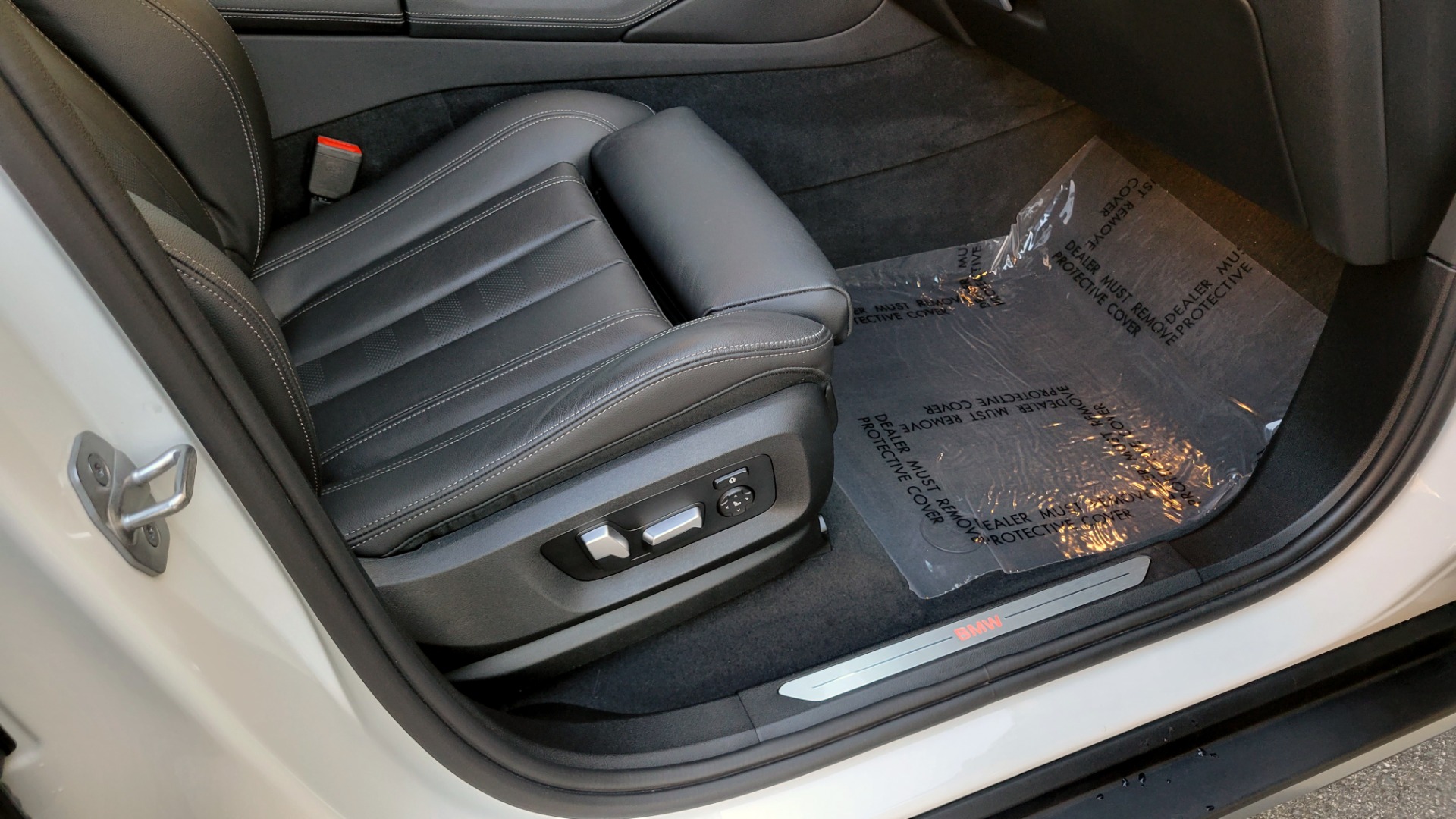Used 2021 BMW X6 XDRIVE40I PREMIUM / HUD / NAV / H/K SND / SUNROOF / REARVIEW for sale Sold at Formula Imports in Charlotte NC 28227 56