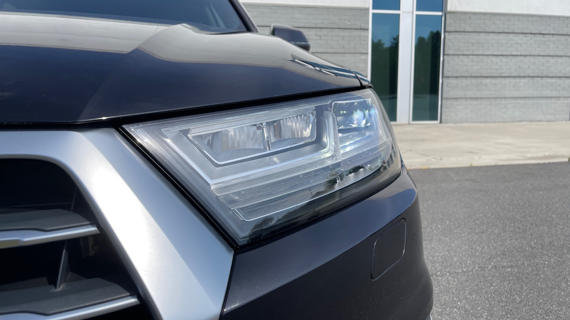 Used 2018 Audi Q7 PREMIUM PLUS / NAV / PANO-ROOF / BOSE / 3-ROW / REARVIEW for sale Sold at Formula Imports in Charlotte NC 28227 14