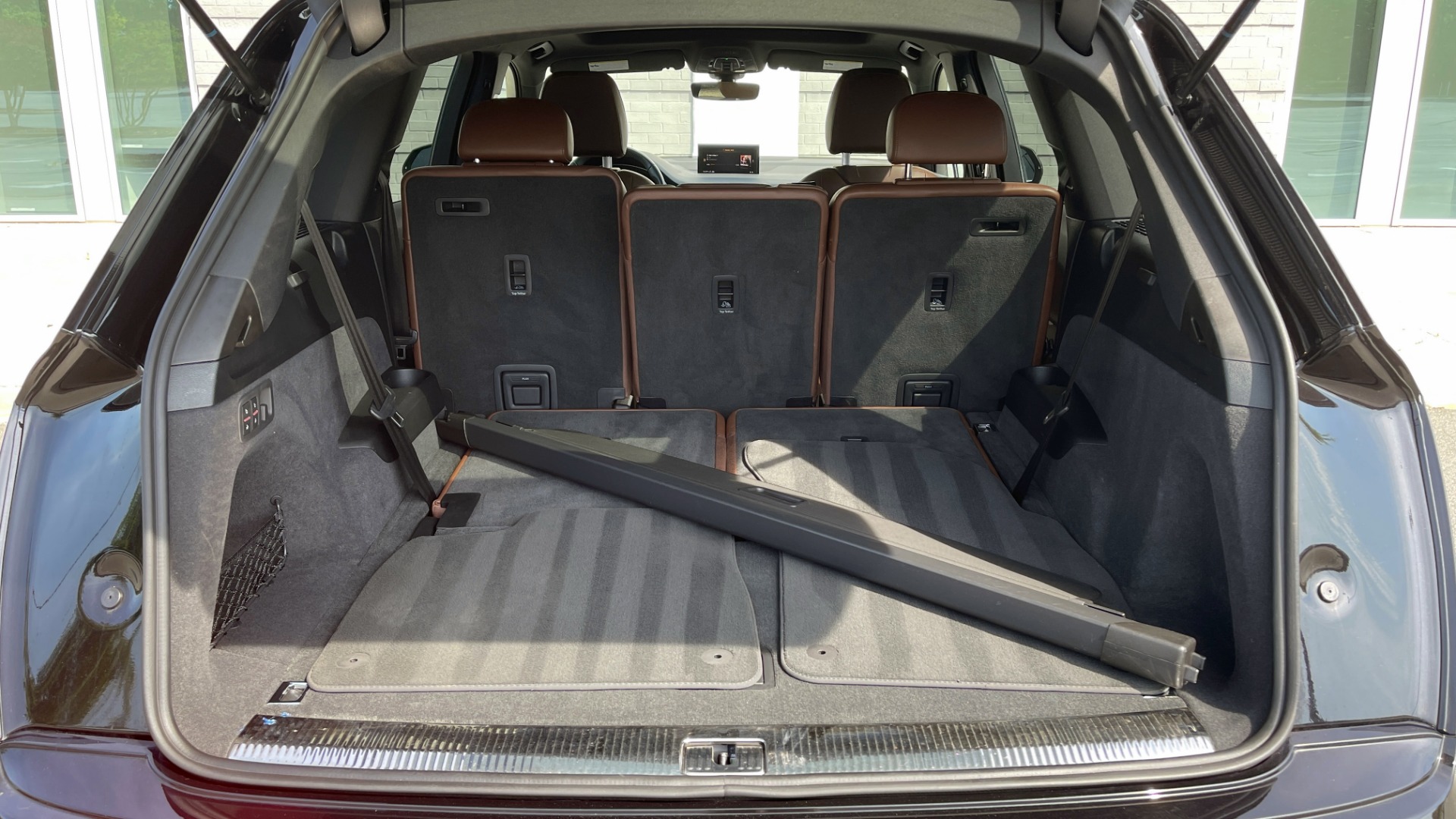 Used 2018 Audi Q7 PREMIUM PLUS / NAV / PANO-ROOF / BOSE / 3-ROW / REARVIEW for sale Sold at Formula Imports in Charlotte NC 28227 16