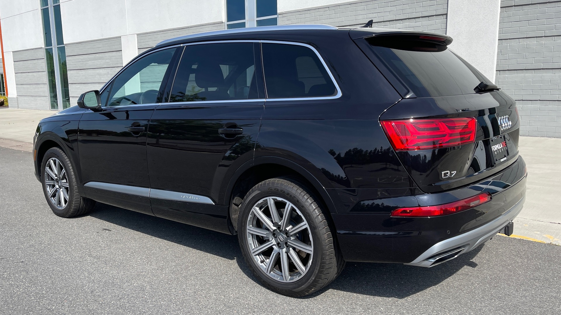 Used 2018 Audi Q7 PREMIUM PLUS / NAV / PANO-ROOF / BOSE / 3-ROW / REARVIEW for sale Sold at Formula Imports in Charlotte NC 28227 6