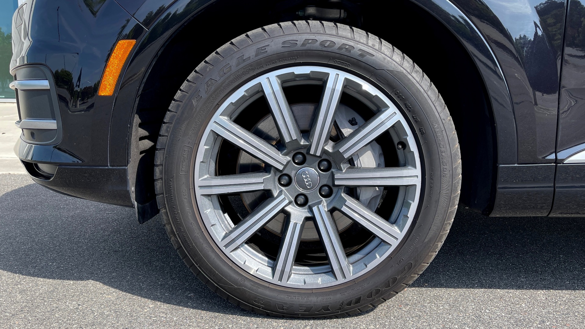 Used 2018 Audi Q7 PREMIUM PLUS / NAV / PANO-ROOF / BOSE / 3-ROW / REARVIEW for sale Sold at Formula Imports in Charlotte NC 28227 83