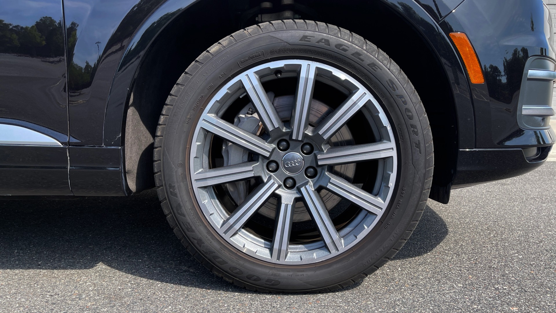 Used 2018 Audi Q7 PREMIUM PLUS / NAV / PANO-ROOF / BOSE / 3-ROW / REARVIEW for sale Sold at Formula Imports in Charlotte NC 28227 86