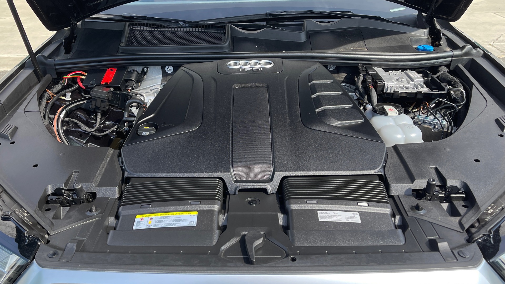 Used 2018 Audi Q7 PREMIUM PLUS / NAV / PANO-ROOF / BOSE / 3-ROW / REARVIEW for sale Sold at Formula Imports in Charlotte NC 28227 9