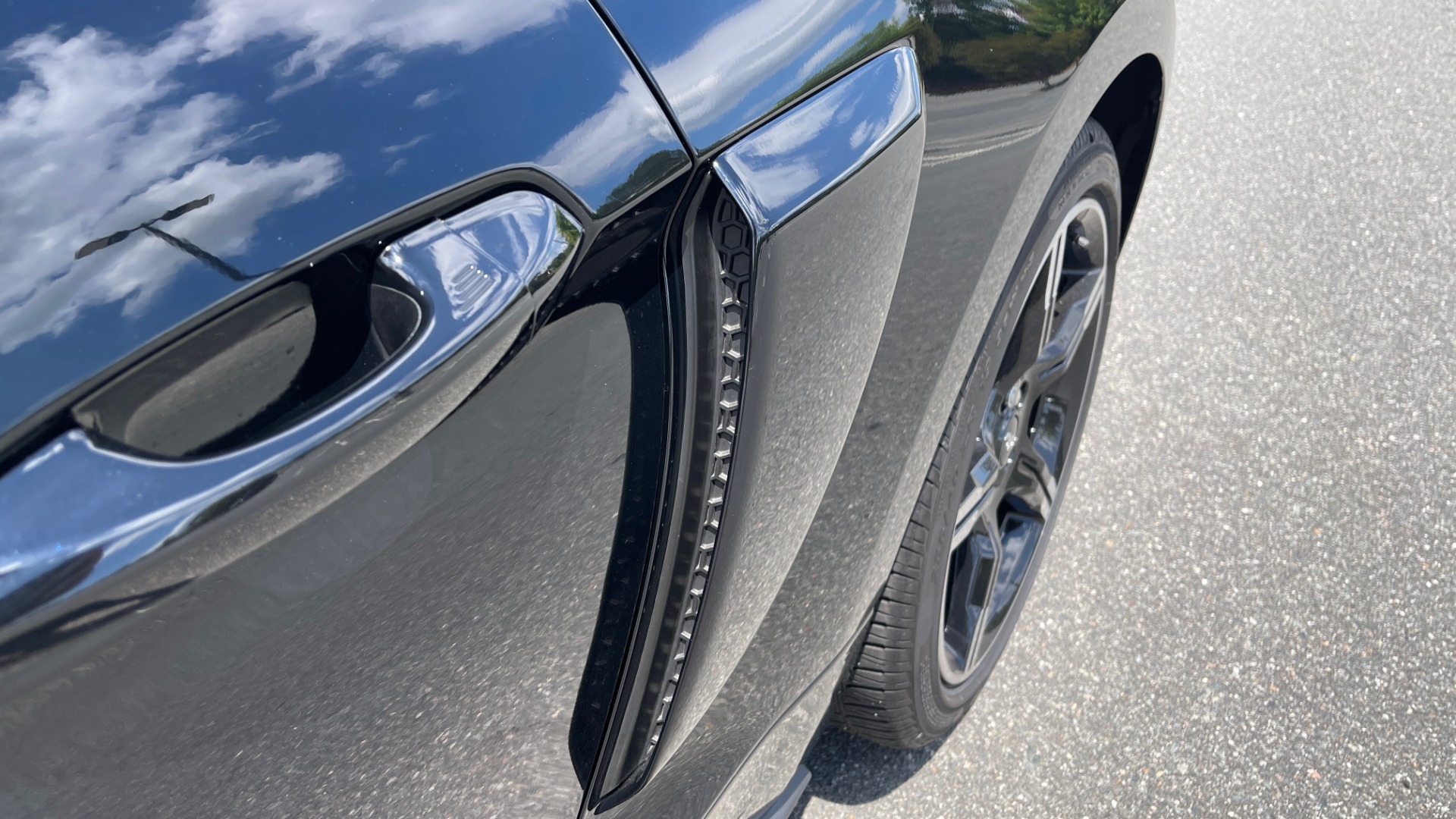 Used 2020 Ford MUSTANG GT PREMIUM / CALIFORNIA SPECIAL / 5.0L V8 / 6-SPD MAN for sale Sold at Formula Imports in Charlotte NC 28227 12