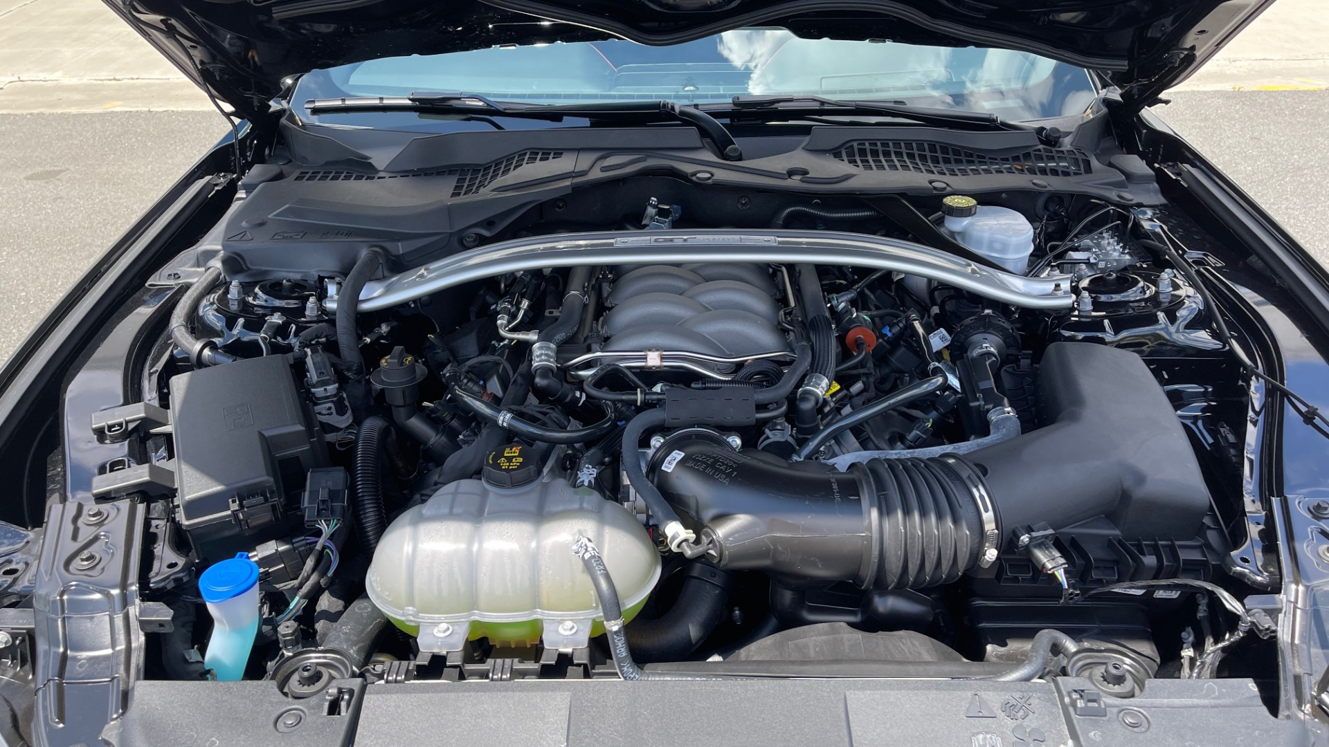 Used 2020 Ford MUSTANG GT PREMIUM / CALIFORNIA SPECIAL / 5.0L V8 / 6-SPD MAN for sale Sold at Formula Imports in Charlotte NC 28227 23