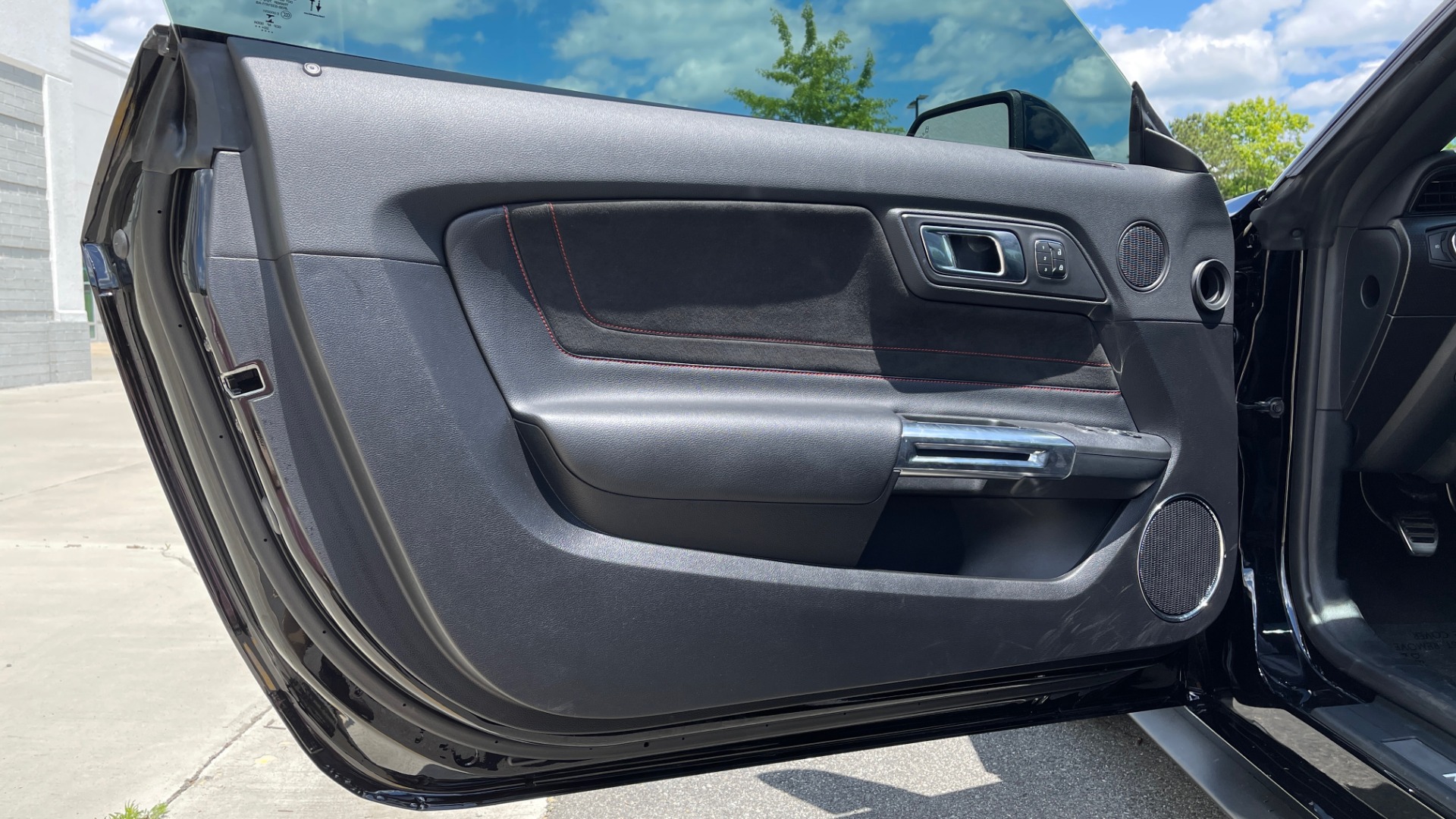 Used 2020 Ford MUSTANG GT PREMIUM / CALIFORNIA SPECIAL / 5.0L V8 / 6-SPD MAN for sale Sold at Formula Imports in Charlotte NC 28227 39