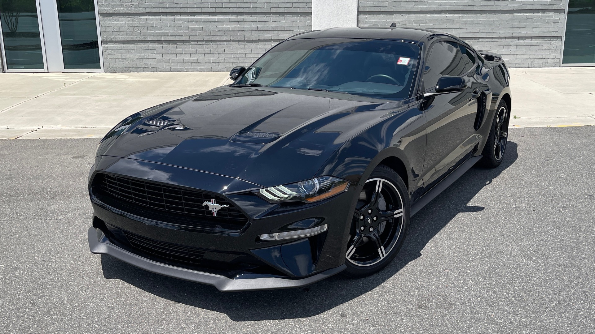 Used 2020 Ford MUSTANG GT PREMIUM / CALIFORNIA SPECIAL / 5.0L V8 / 6-SPD MAN for sale Sold at Formula Imports in Charlotte NC 28227 4