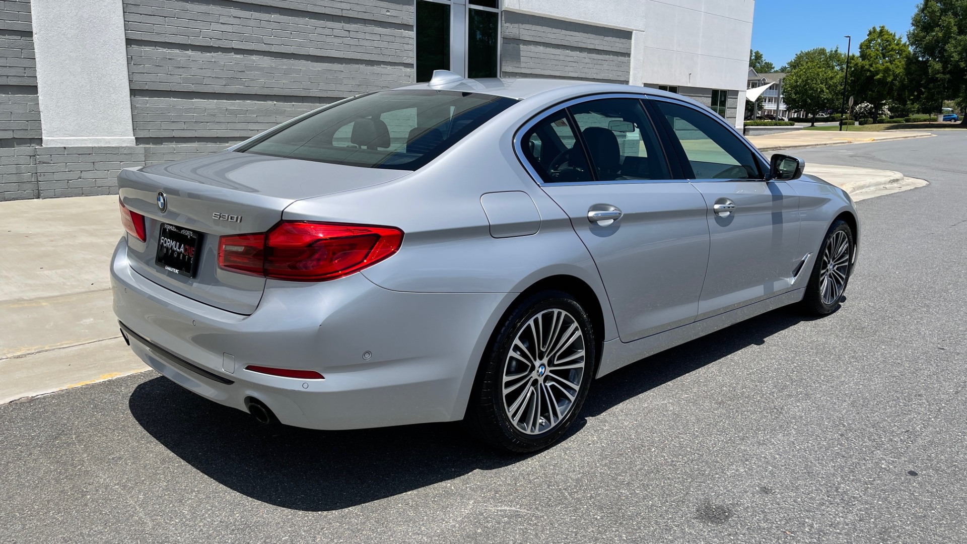 Used 2017 BMW 5-SERIES 530I / NAV / DRVR ASST / SUNROOF / HUD / REARVIEW for sale Sold at Formula Imports in Charlotte NC 28227 2