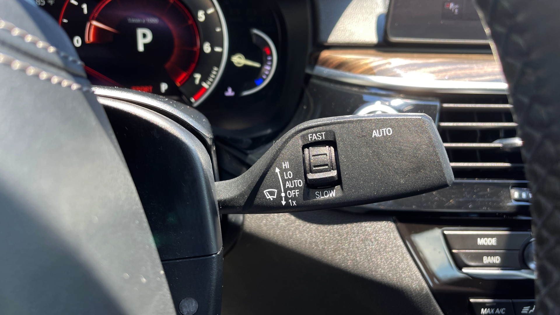 Used 2017 BMW 5-SERIES 530I / NAV / DRVR ASST / SUNROOF / HUD / REARVIEW for sale Sold at Formula Imports in Charlotte NC 28227 36