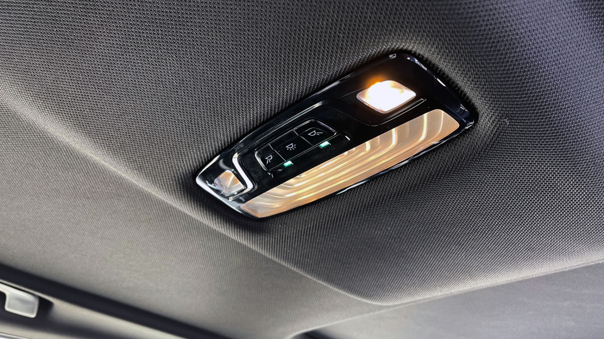 Used 2017 BMW 5-SERIES 530I / NAV / DRVR ASST / SUNROOF / HUD / REARVIEW for sale Sold at Formula Imports in Charlotte NC 28227 67