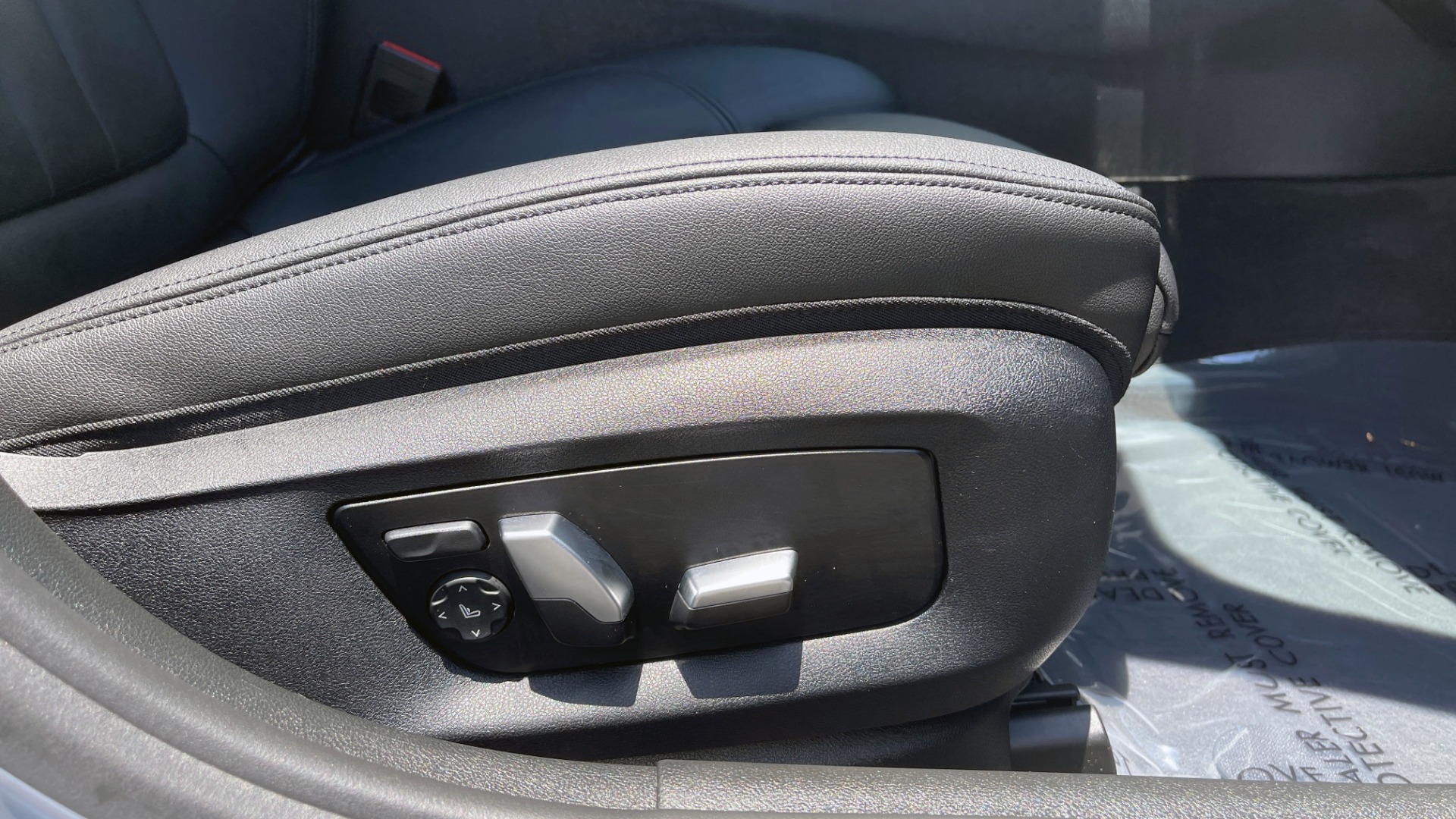 Used 2017 BMW 5-SERIES 530I / NAV / DRVR ASST / SUNROOF / HUD / REARVIEW for sale Sold at Formula Imports in Charlotte NC 28227 70