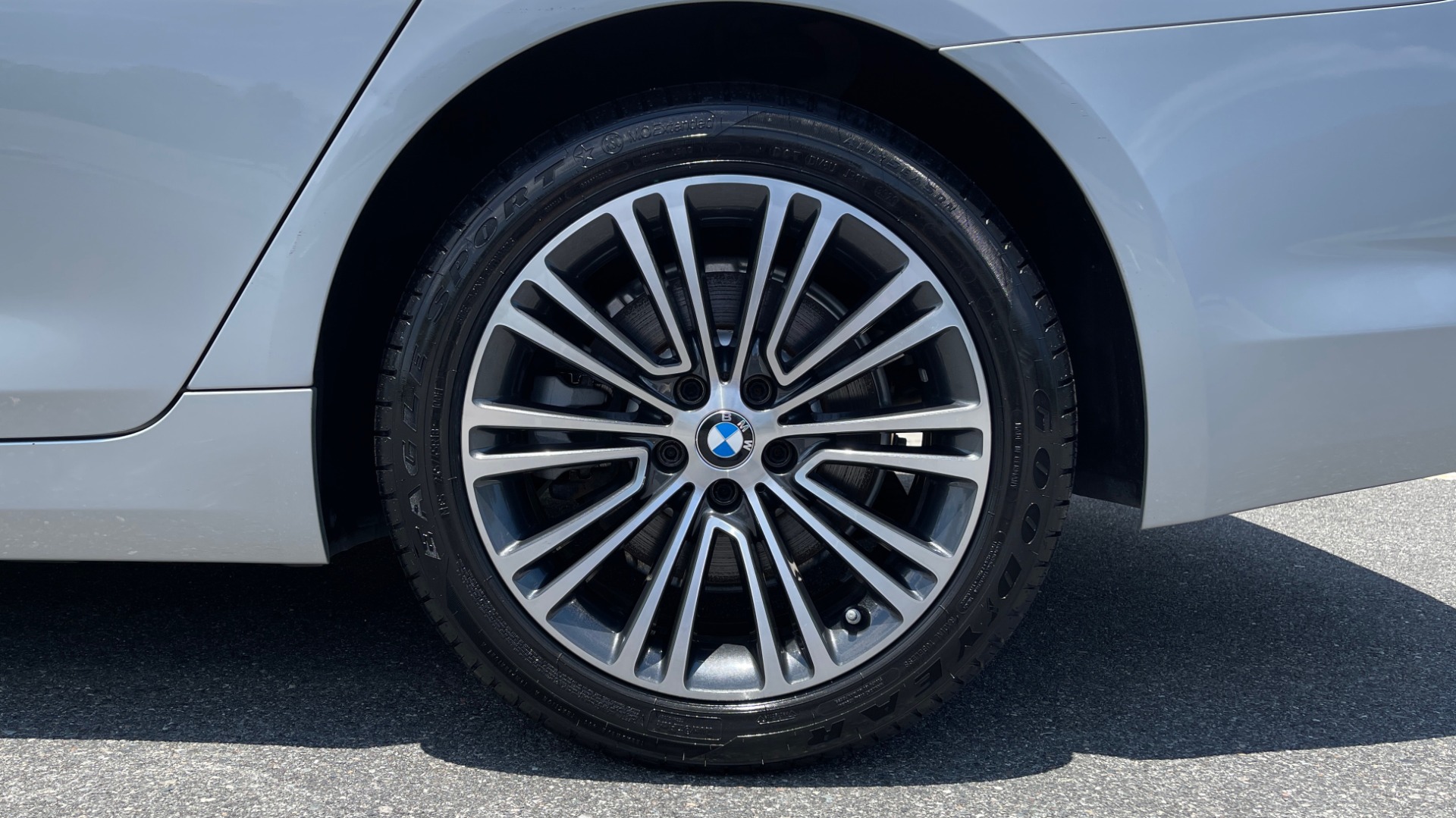 Used 2017 BMW 5-SERIES 530I / NAV / DRVR ASST / SUNROOF / HUD / REARVIEW for sale Sold at Formula Imports in Charlotte NC 28227 79