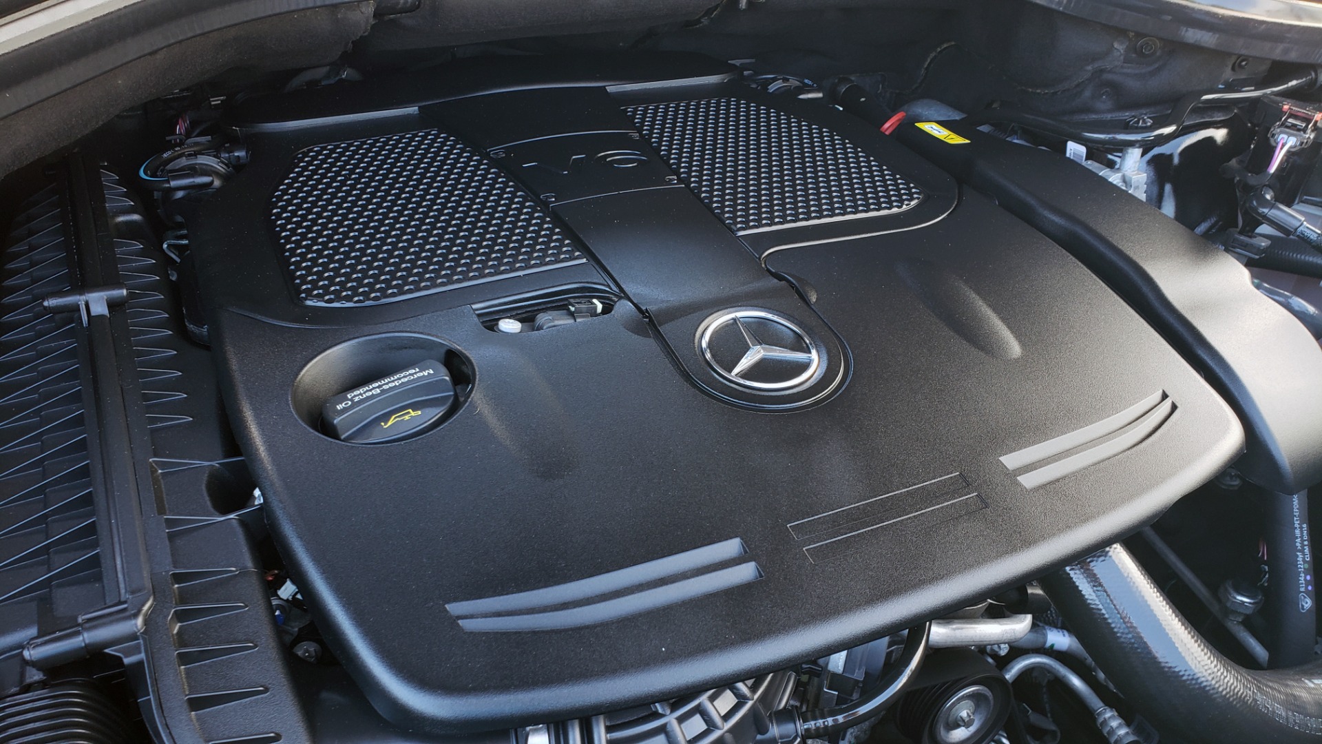 Used 2018 Mercedes-Benz GLE 350 4MATIC PREMIUM / NAV / AMG LINE INT / H/K SND / SUNROOF / REARVIEW for sale Sold at Formula Imports in Charlotte NC 28227 14