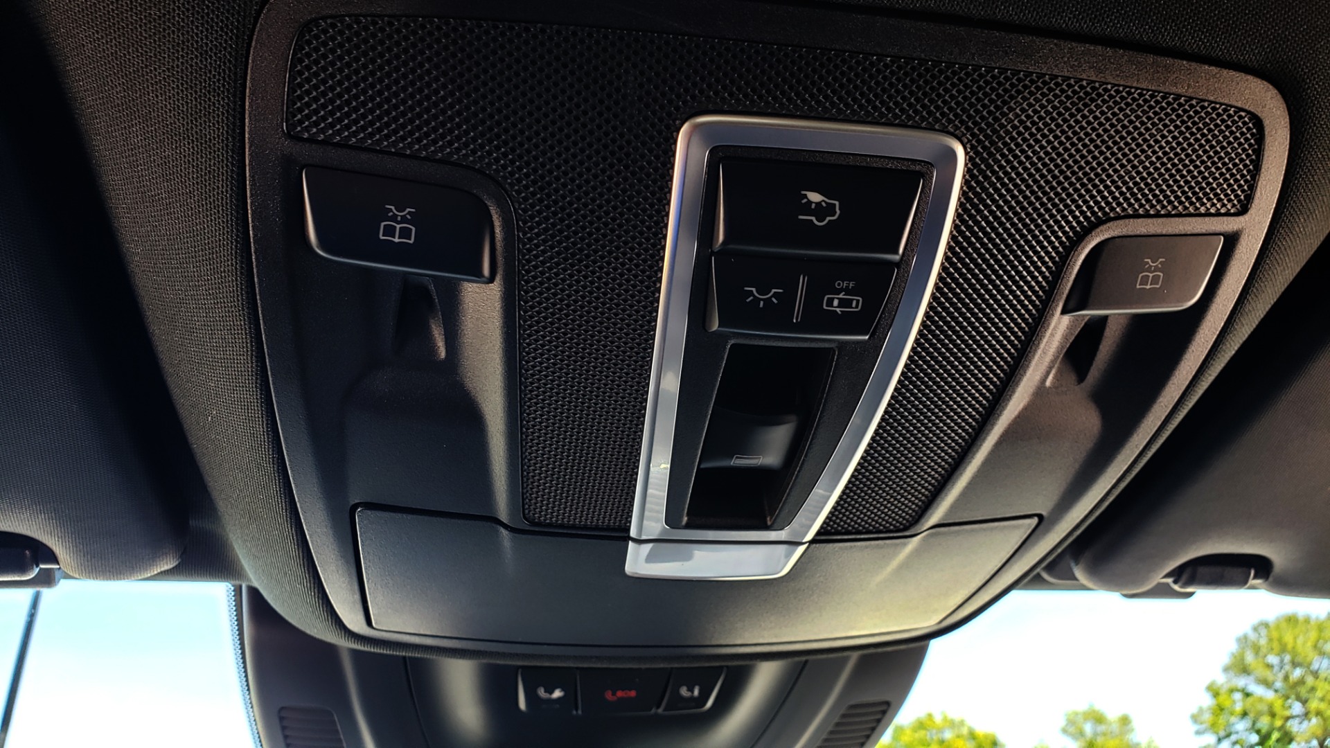 Used 2018 Mercedes-Benz GLE 350 4MATIC PREMIUM / NAV / AMG LINE INT / H/K SND / SUNROOF / REARVIEW for sale Sold at Formula Imports in Charlotte NC 28227 57
