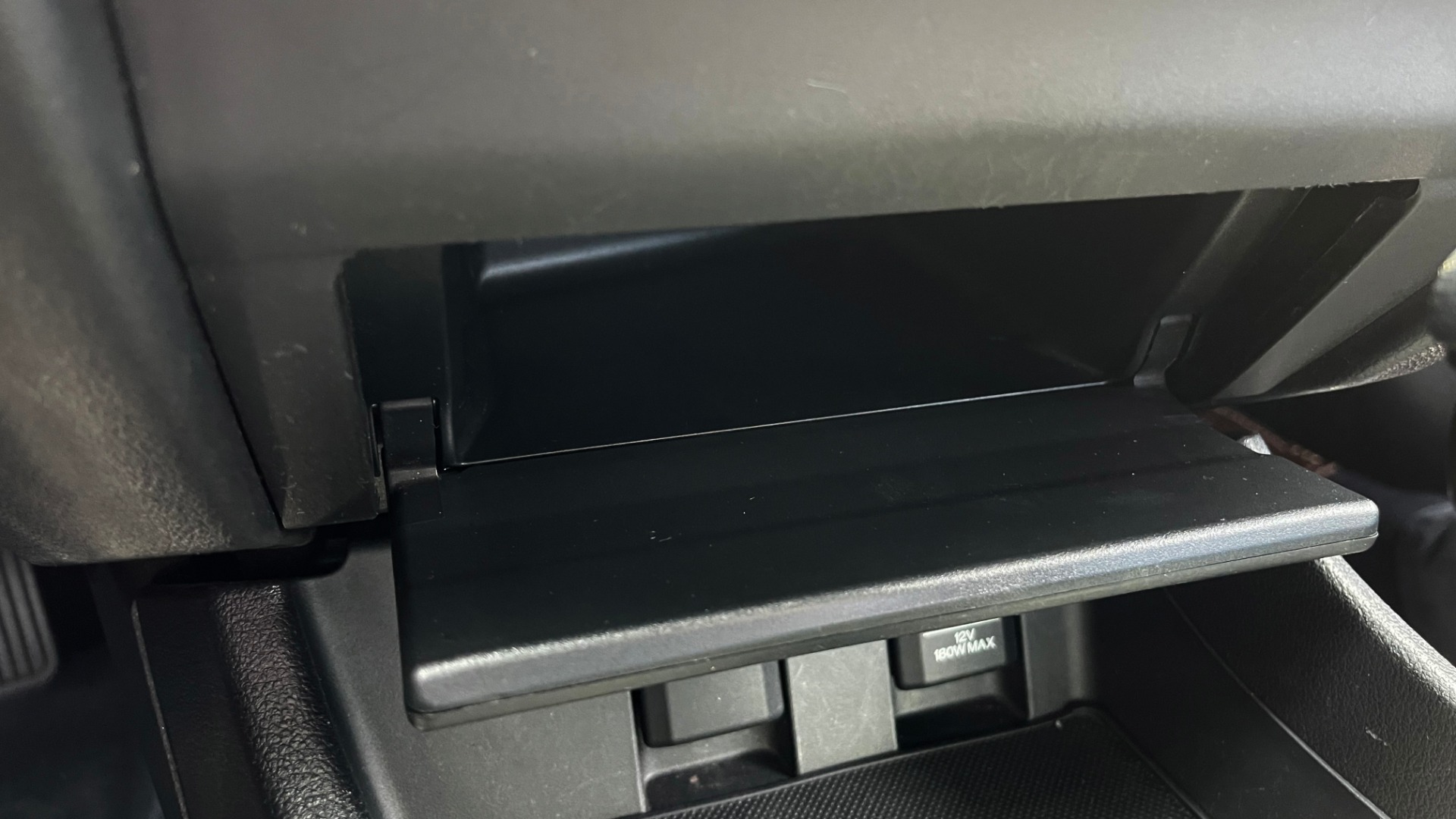 Used 2013 Honda CIVIC SEDAN LX / 5-SPD AUTO / 1.8L 4-CYL / BLUETOOTH / AIR CONDITIONING for sale Sold at Formula Imports in Charlotte NC 28227 51