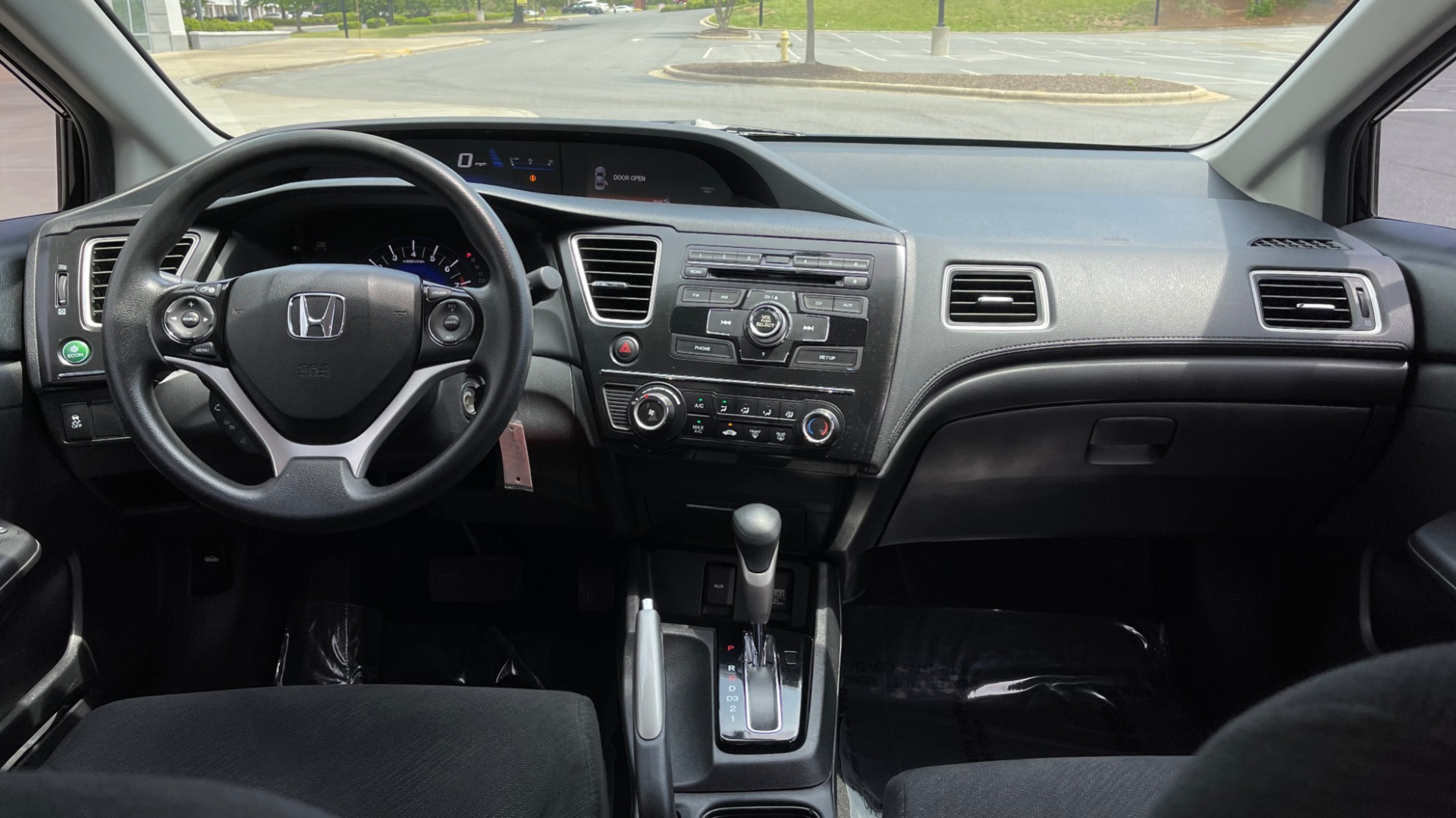 Used 2013 Honda CIVIC SEDAN LX / 5-SPD AUTO / 1.8L 4-CYL / BLUETOOTH / AIR CONDITIONING for sale Sold at Formula Imports in Charlotte NC 28227 52