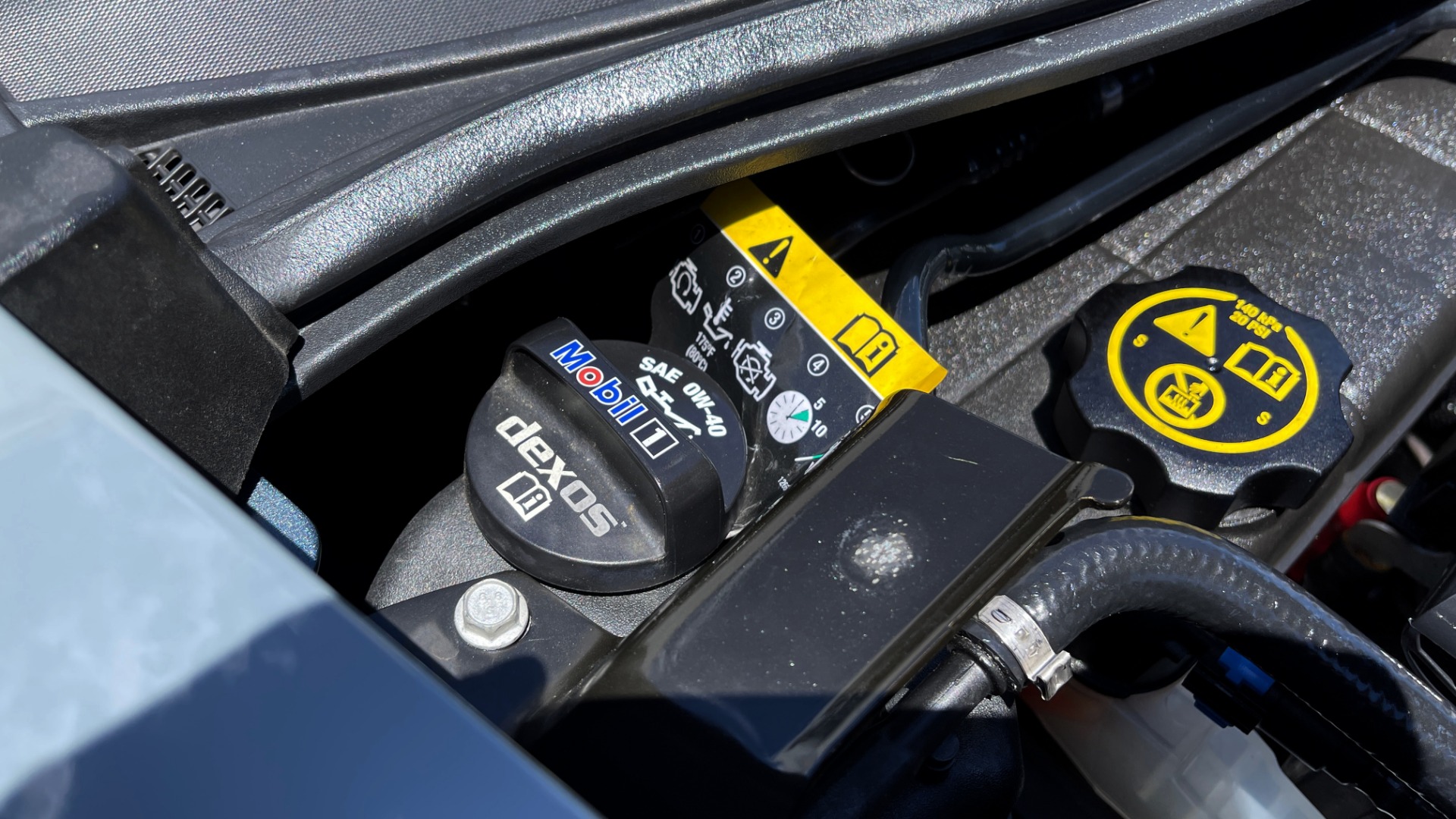 Used 2019 Chevrolet CORVETTE GRAND SPORT 3LT / SUPERCHARGED 6.2L V8 / NAV / REARVIEW for sale Sold at Formula Imports in Charlotte NC 28227 15