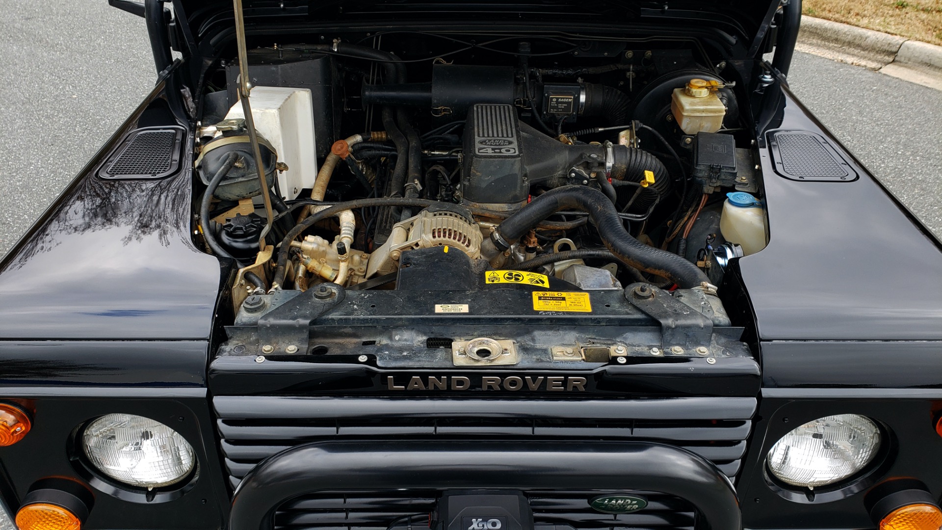 Used 1997 Land Rover DEFENDER 90 NAS SOFT-TOP 4x4 / LOW MILES / SUPER CLEAN for sale Sold at Formula Imports in Charlotte NC 28227 17