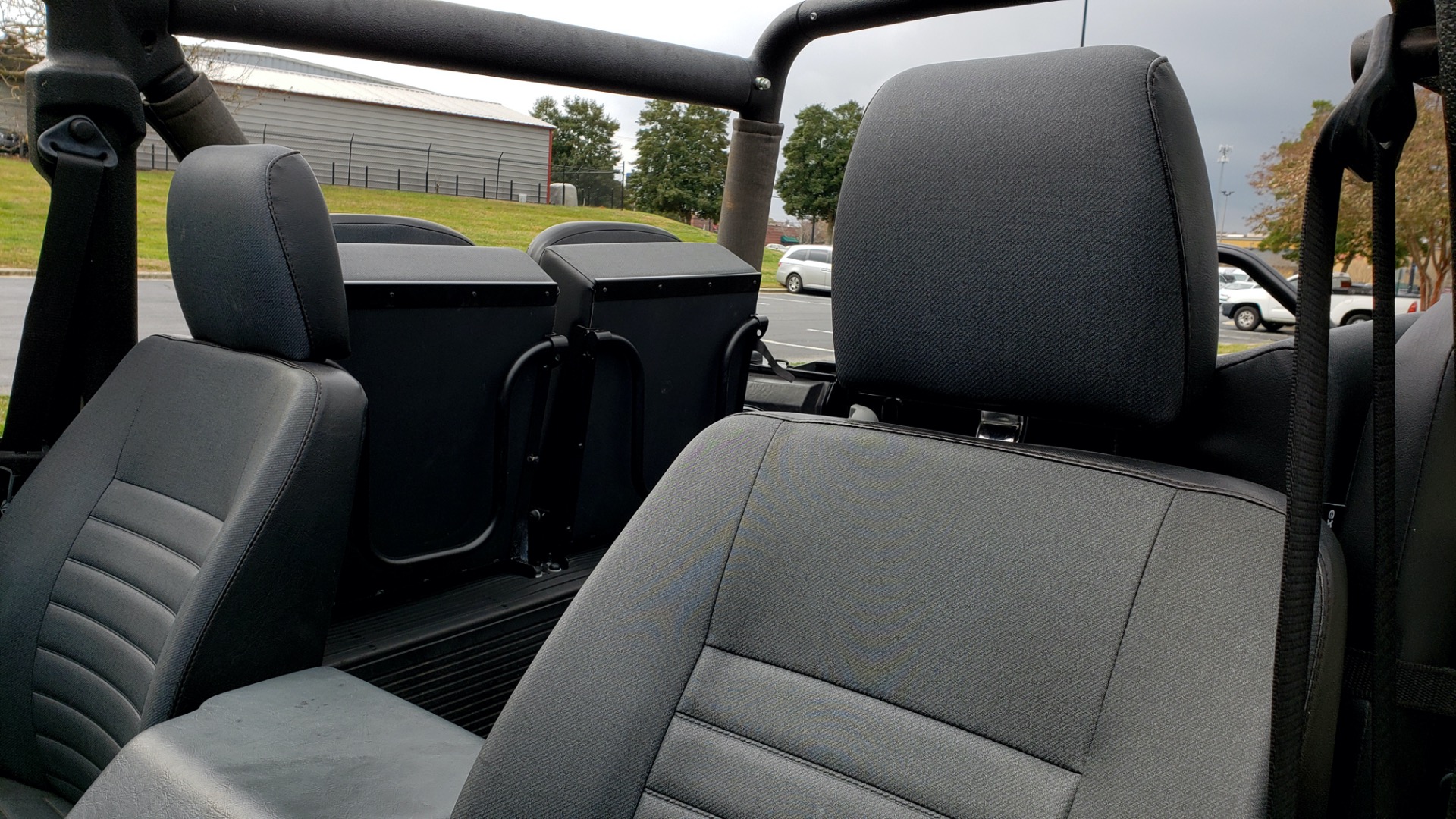 Used 1997 Land Rover DEFENDER 90 NAS SOFT-TOP 4x4 / LOW MILES / SUPER CLEAN for sale Sold at Formula Imports in Charlotte NC 28227 34