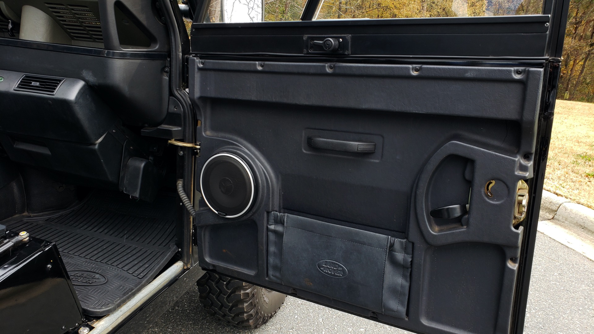 Used 1997 Land Rover DEFENDER 90 NAS SOFT-TOP 4x4 / LOW MILES / SUPER CLEAN for sale Sold at Formula Imports in Charlotte NC 28227 50