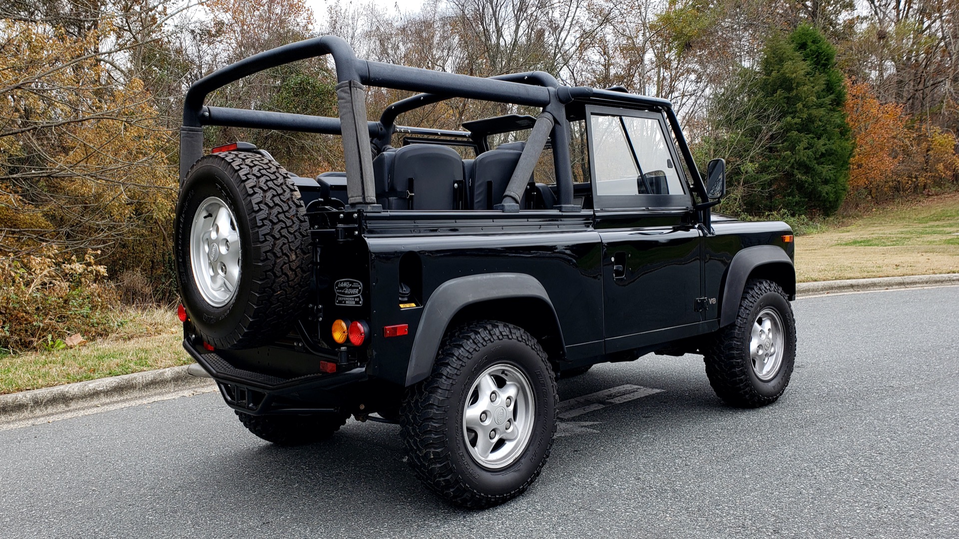Used 1997 Land Rover DEFENDER 90 NAS SOFT-TOP 4x4 / LOW MILES / SUPER CLEAN for sale Sold at Formula Imports in Charlotte NC 28227 6