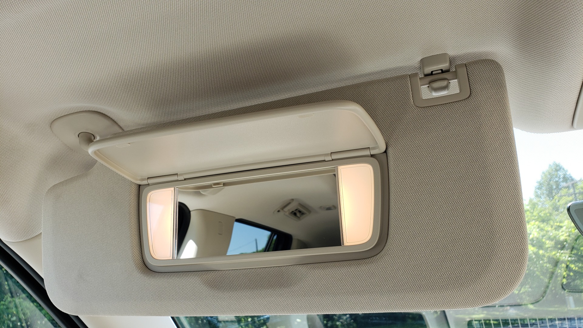 Used 2021 GMC YUKON DENALI PREM / 4WD / NAV / TECH / TRAILER / SECURITY / SUNROOF for sale Sold at Formula Imports in Charlotte NC 28227 47