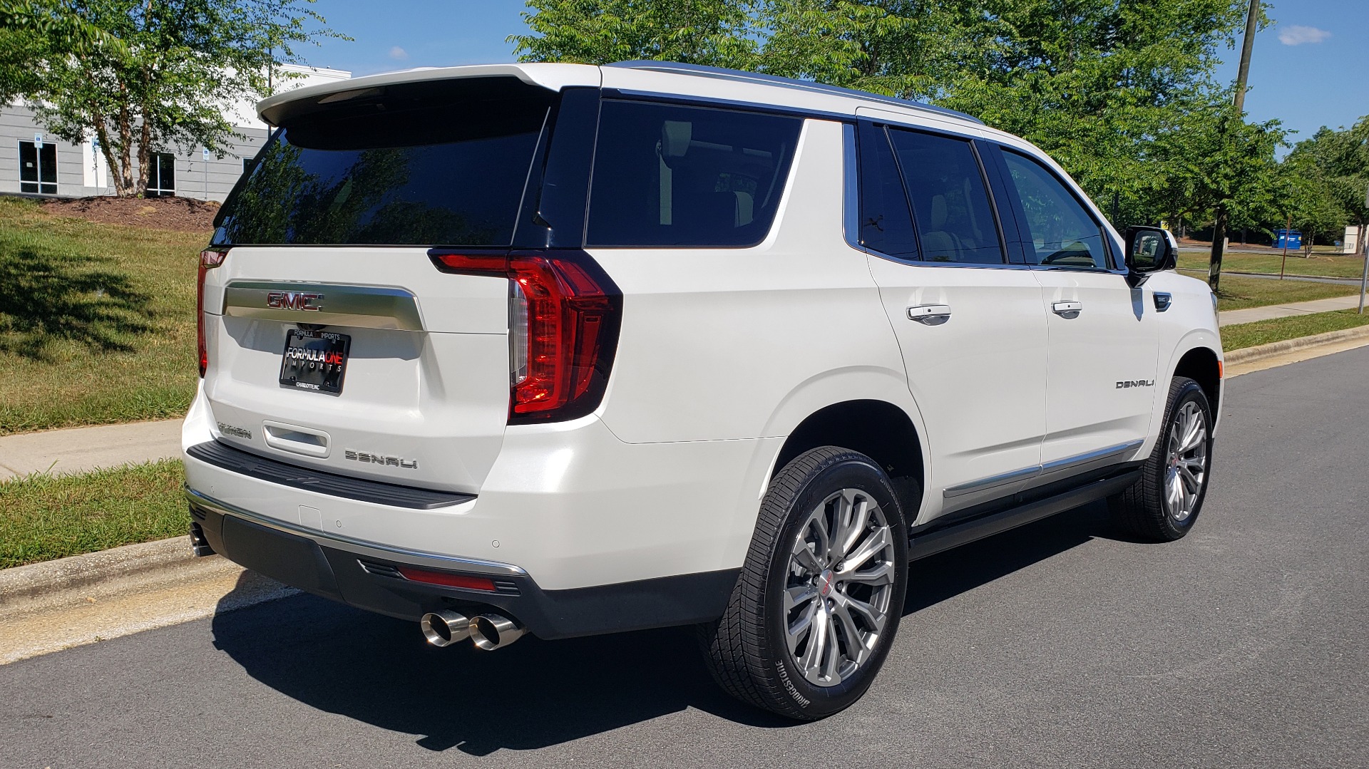 Used 2021 GMC YUKON DENALI PREM / 4WD / NAV / TECH / TRAILER / SECURITY / SUNROOF for sale Sold at Formula Imports in Charlotte NC 28227 6
