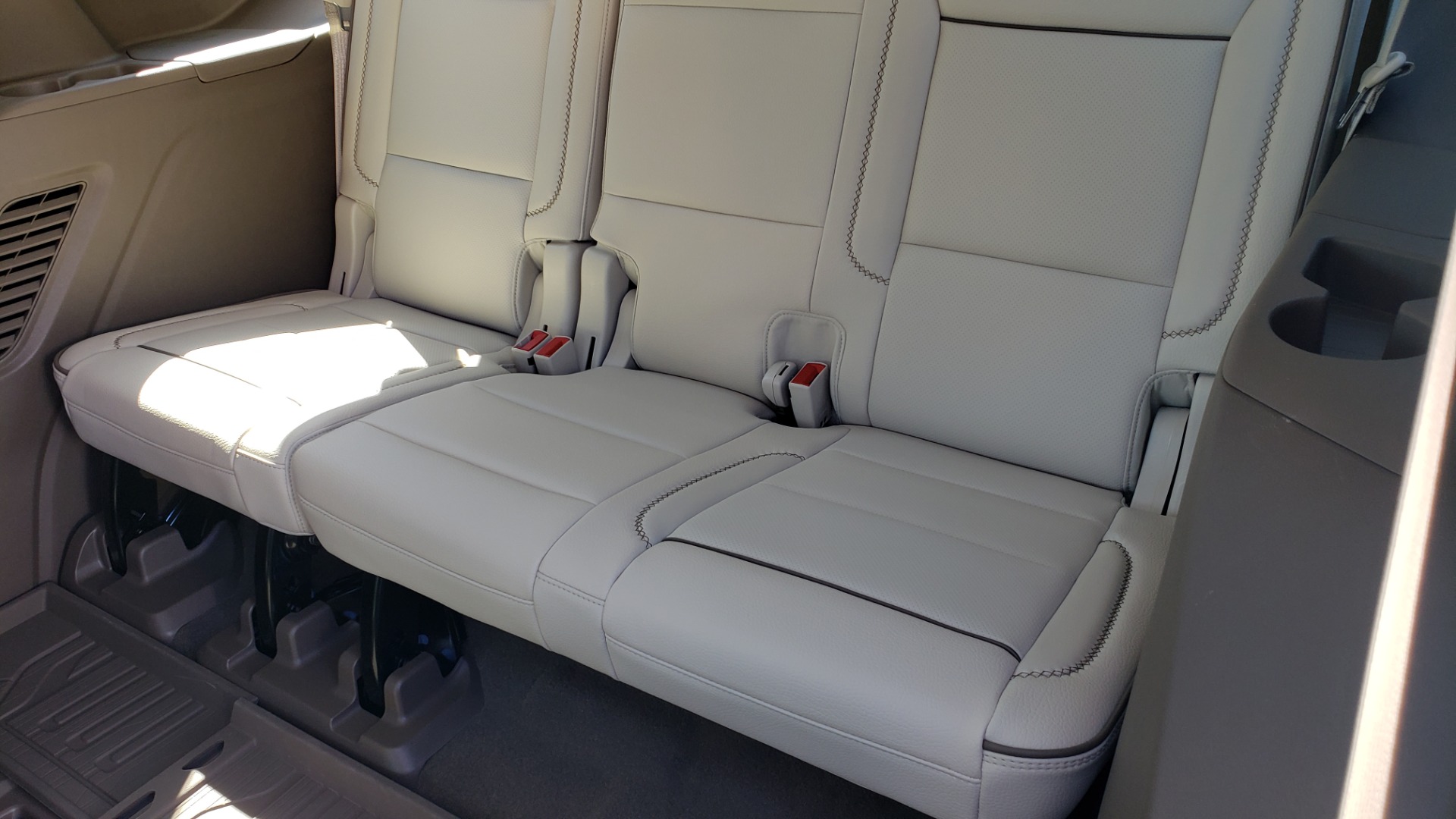 Used 2021 GMC YUKON DENALI PREM / 4WD / NAV / TECH / TRAILER / SECURITY / SUNROOF for sale Sold at Formula Imports in Charlotte NC 28227 60