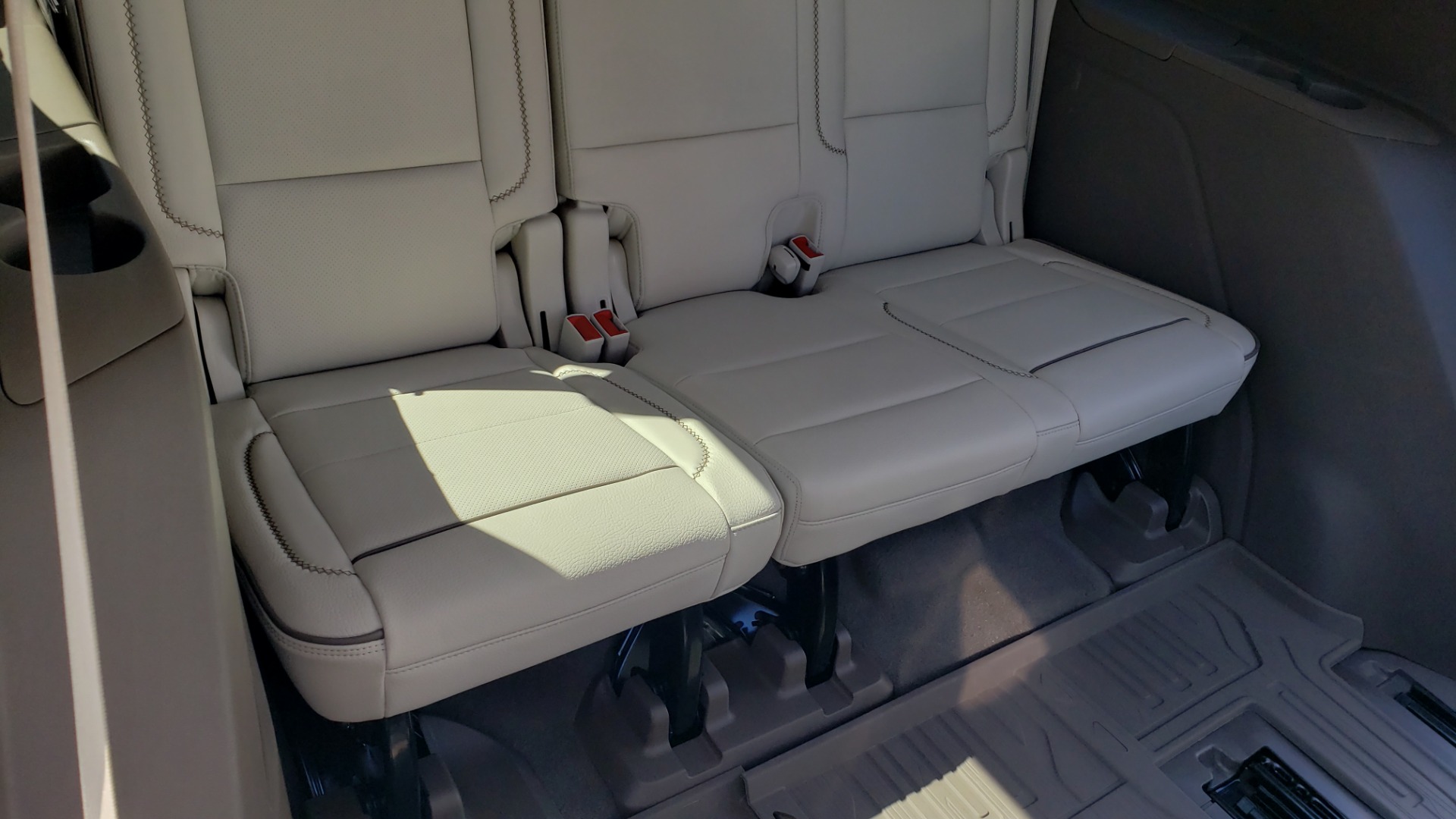 Used 2021 GMC YUKON DENALI PREM / 4WD / NAV / TECH / TRAILER / SECURITY / SUNROOF for sale Sold at Formula Imports in Charlotte NC 28227 62