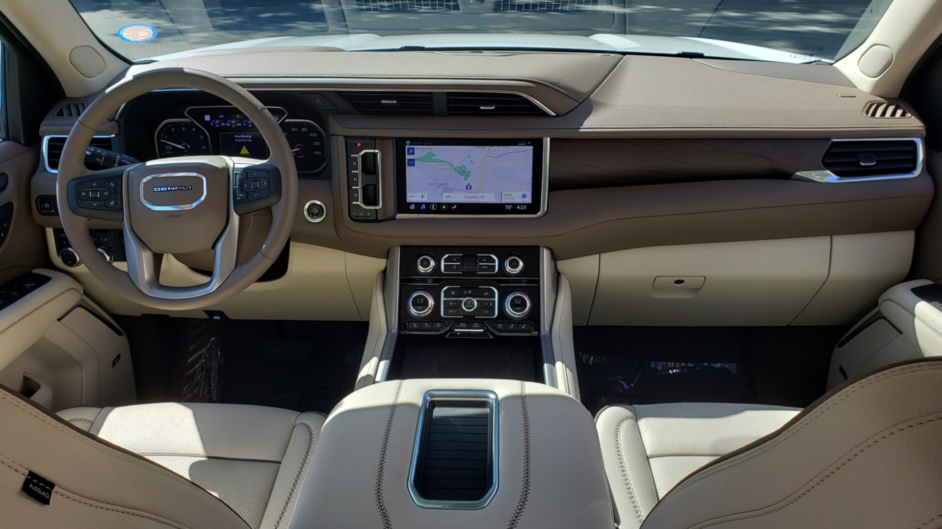 Used 2021 GMC YUKON DENALI PREM / 4WD / NAV / TECH / TRAILER / SECURITY / SUNROOF for sale Sold at Formula Imports in Charlotte NC 28227 72
