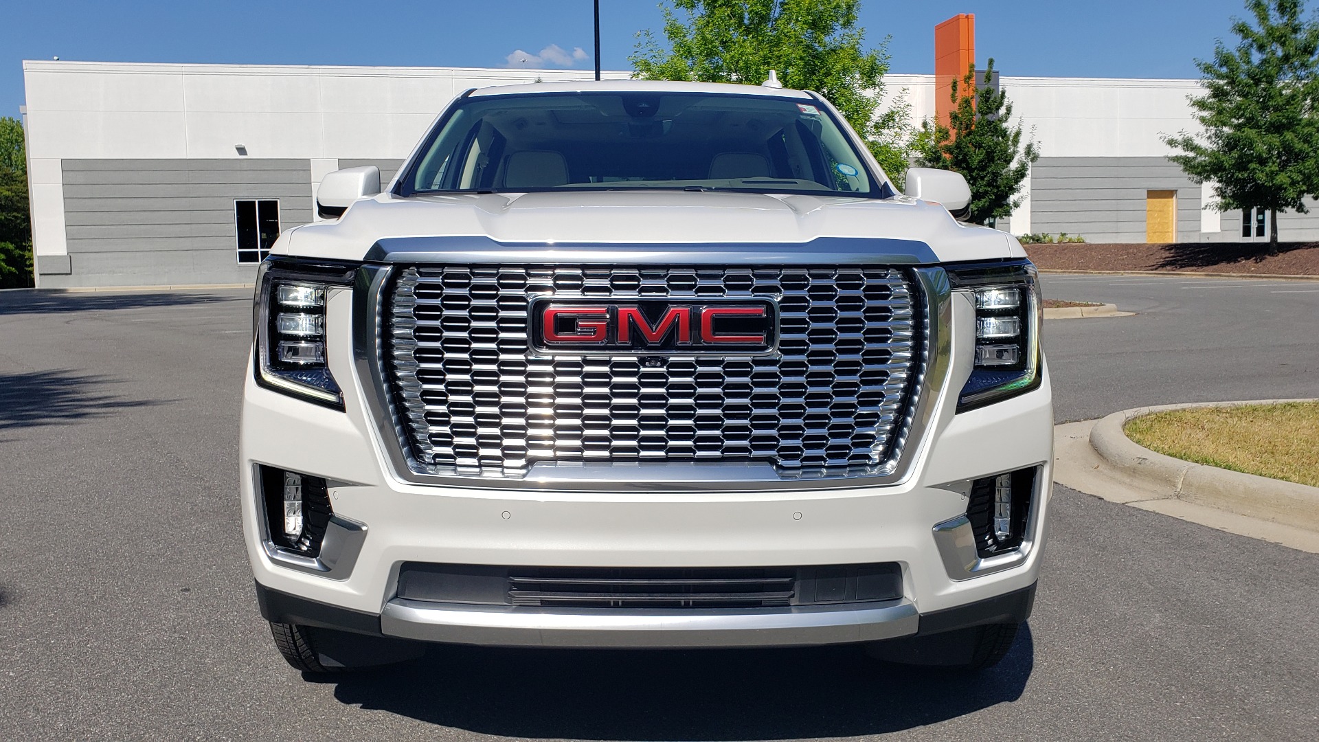 Used 2021 GMC YUKON DENALI PREM / 4WD / NAV / TECH / TRAILER / SECURITY / SUNROOF for sale Sold at Formula Imports in Charlotte NC 28227 76