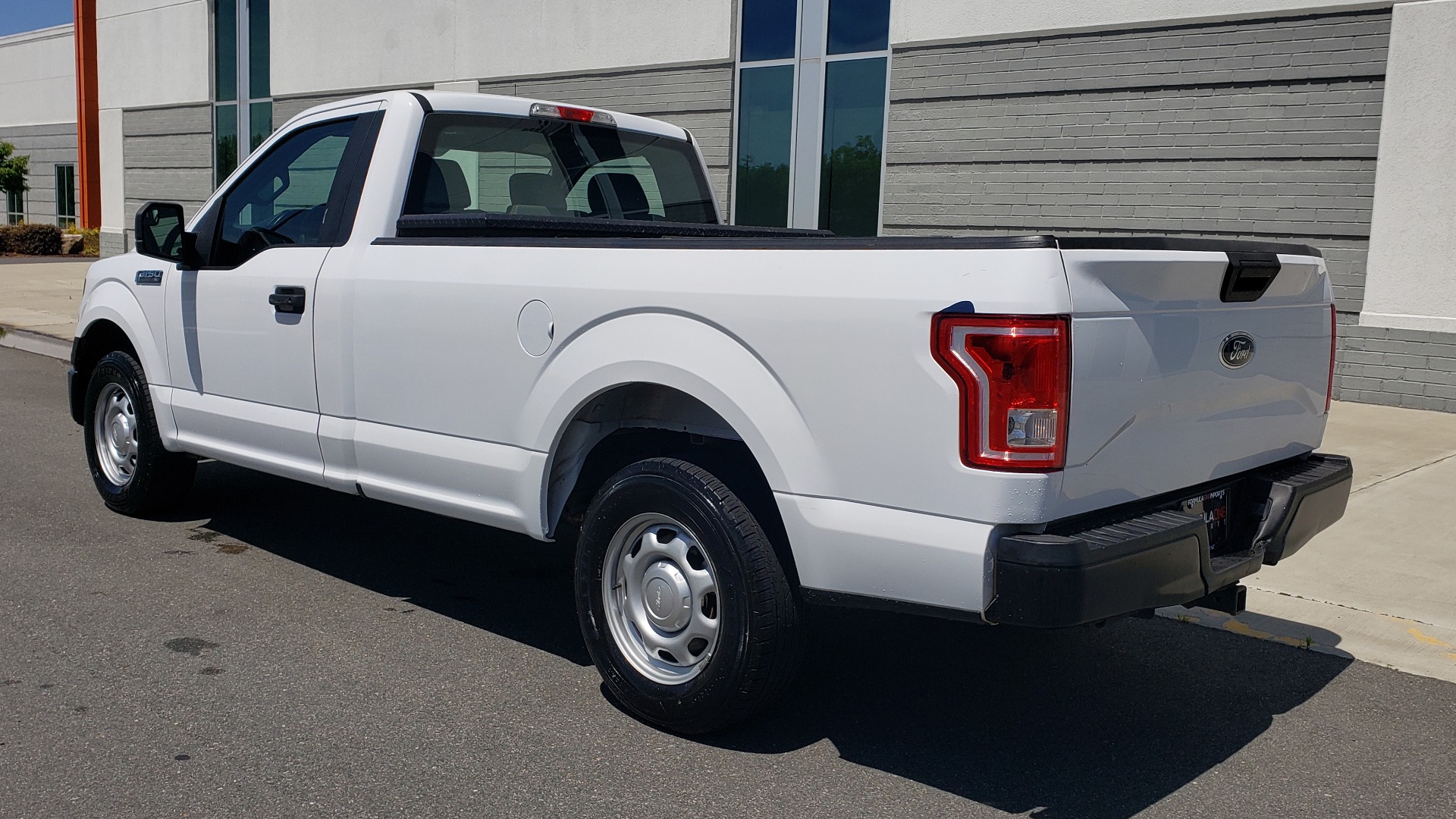 Used 2016 Ford F-150 XL 4X2 REGULAR CAB / 3.5L V6 / 6-SPD AUTO / CRUISE CONTROL for sale Sold at Formula Imports in Charlotte NC 28227 3