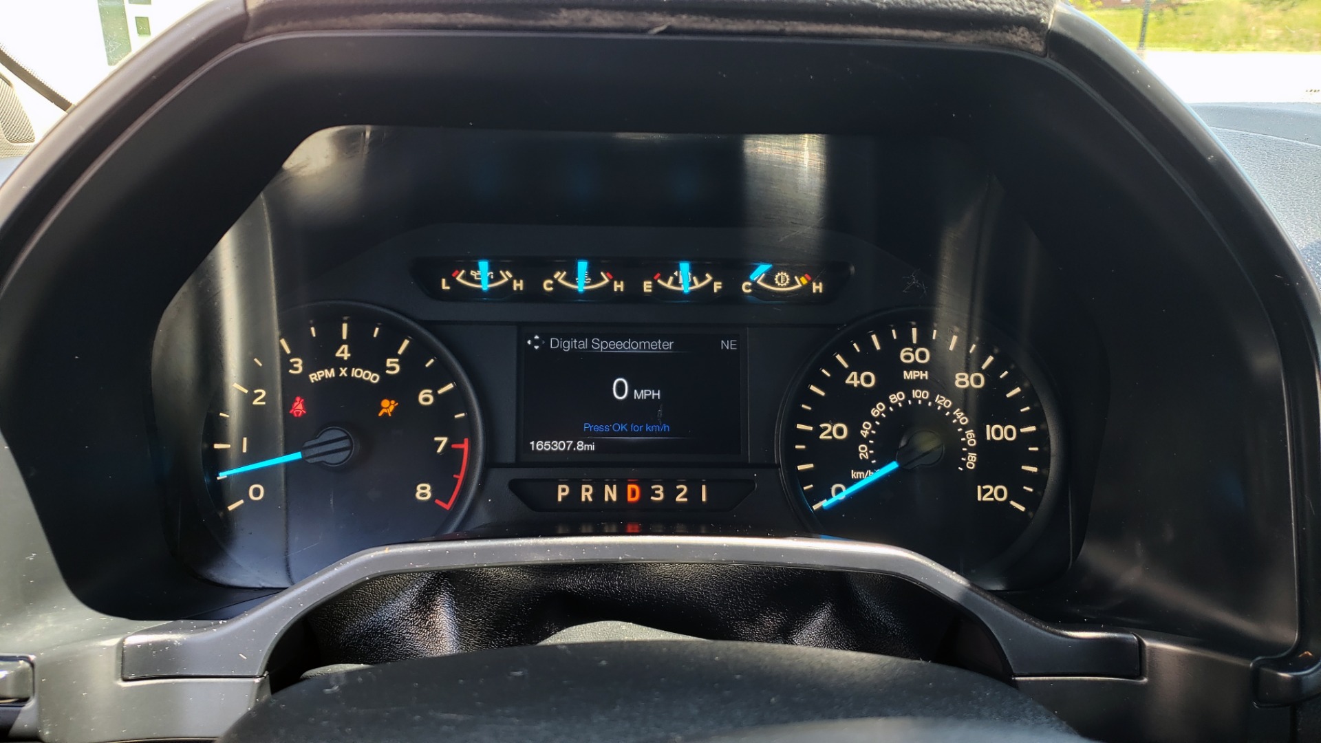 Used 2016 Ford F-150 XL 4X2 REGULAR CAB / 3.5L V6 / 6-SPD AUTO / CRUISE CONTROL for sale Sold at Formula Imports in Charlotte NC 28227 36
