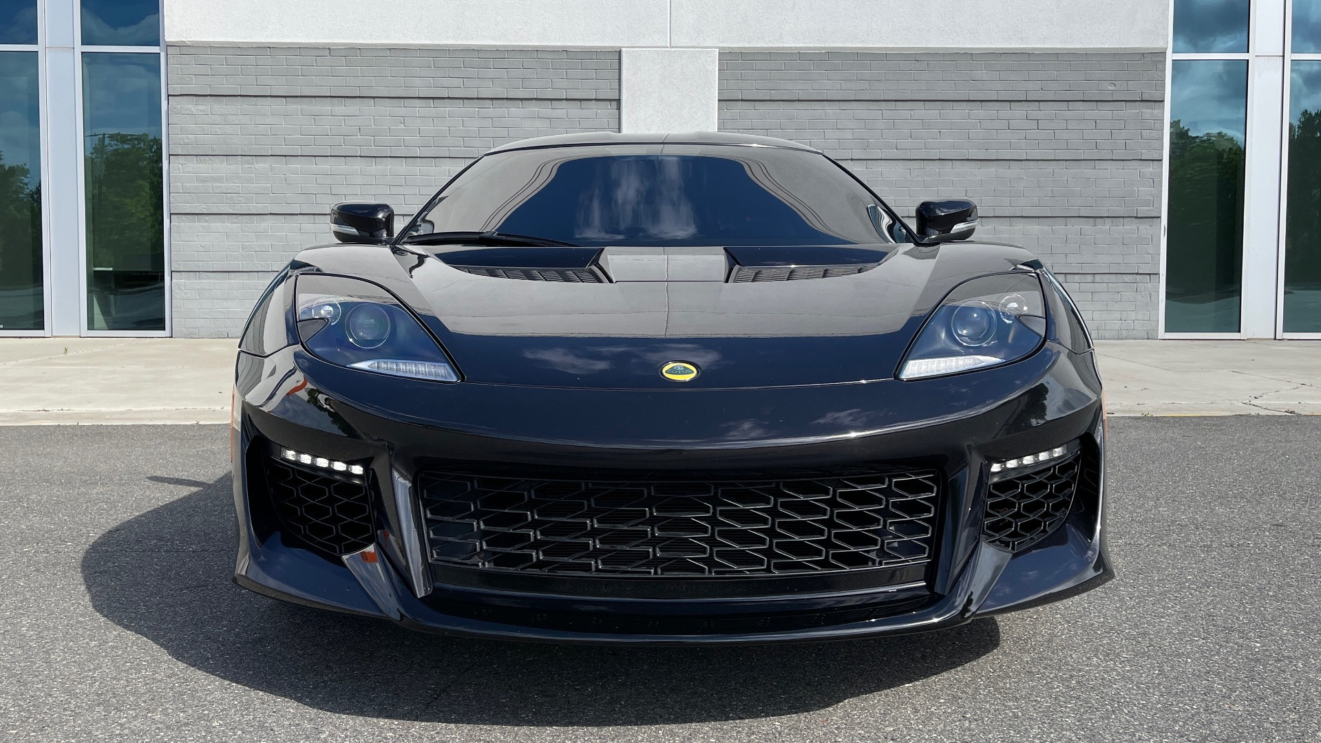 Used 2017 Lotus EVORA 400 COUPE / 3.5L SUPERCHARGED V6 / PDL SHIFT AUTO / NAV / REARVIEW for sale Sold at Formula Imports in Charlotte NC 28227 8