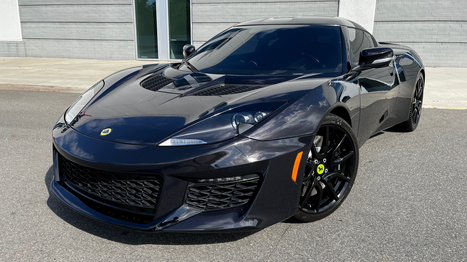 Used 2017 Lotus EVORA 400 COUPE / 3.5L SUPERCHARGED V6 / PDL SHIFT AUTO / NAV / REARVIEW for sale Sold at Formula Imports in Charlotte NC 28227 1