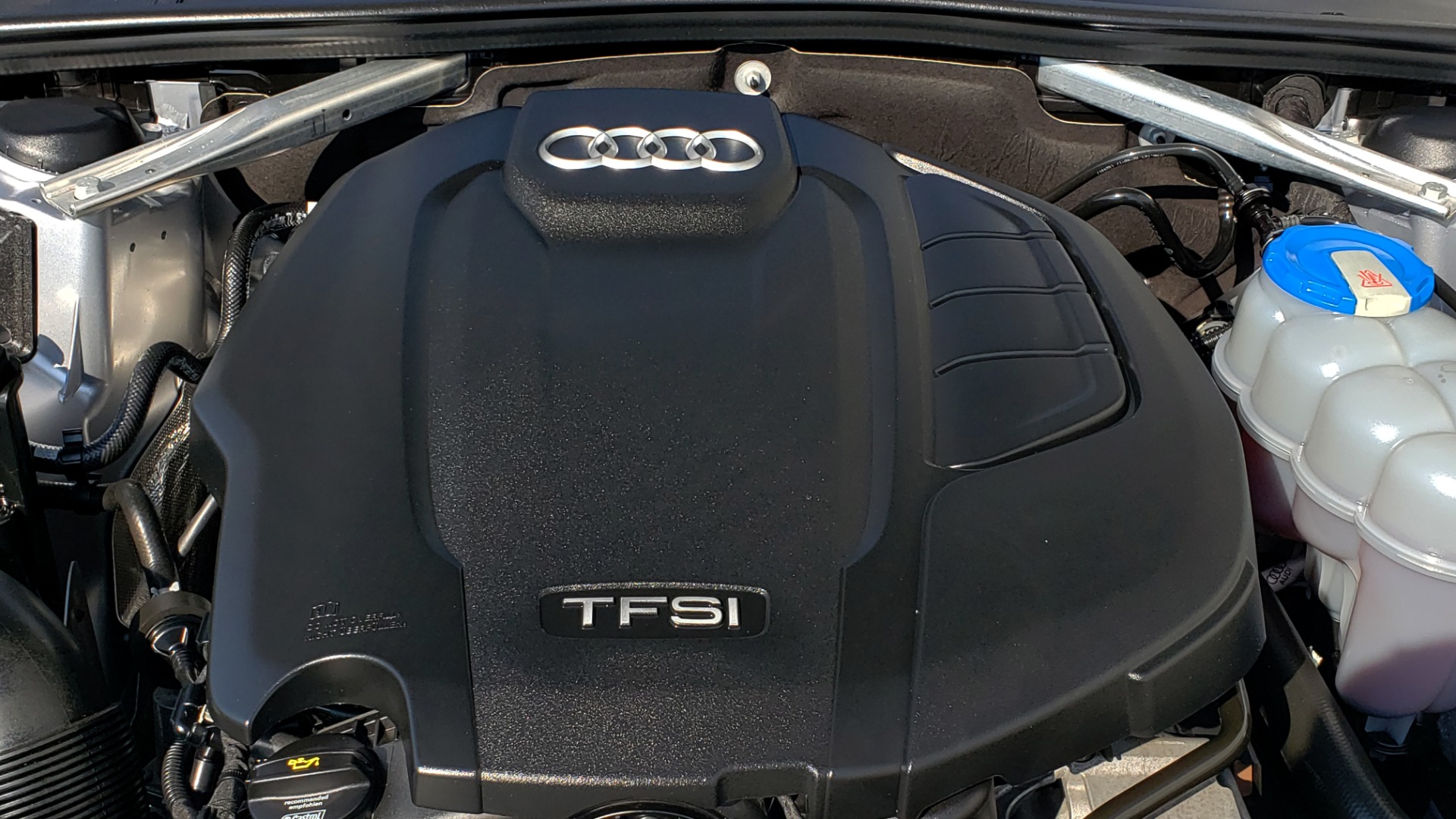 Used 2018 Audi A4 PREMIUM PLUS 2.0T / NAV / SUNROOF / B&O SND / CLD WTHR / REARVIEW for sale Sold at Formula Imports in Charlotte NC 28227 15