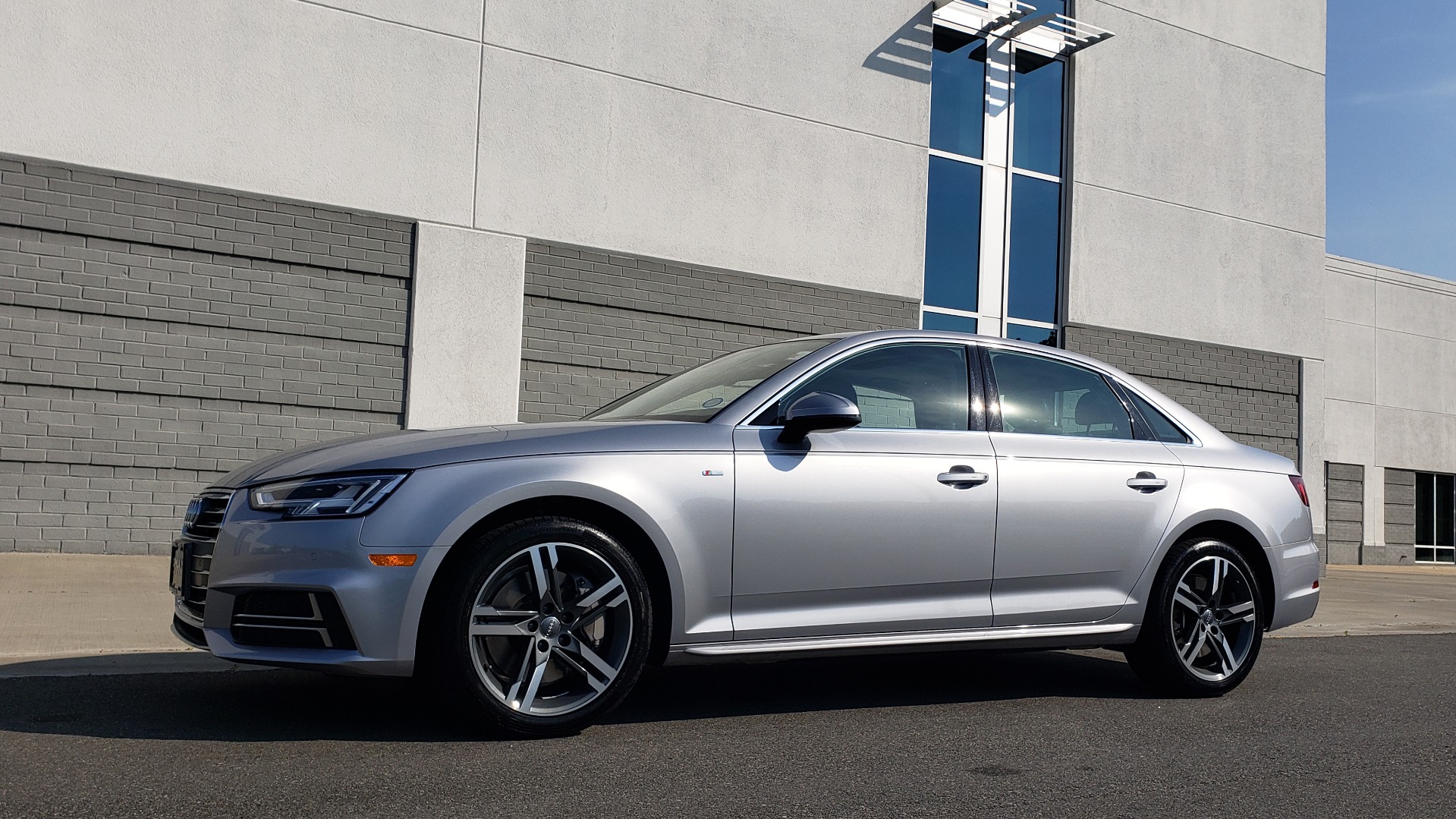 Used 2018 Audi A4 PREMIUM PLUS 2.0T / NAV / SUNROOF / B&O SND / CLD WTHR / REARVIEW for sale Sold at Formula Imports in Charlotte NC 28227 5