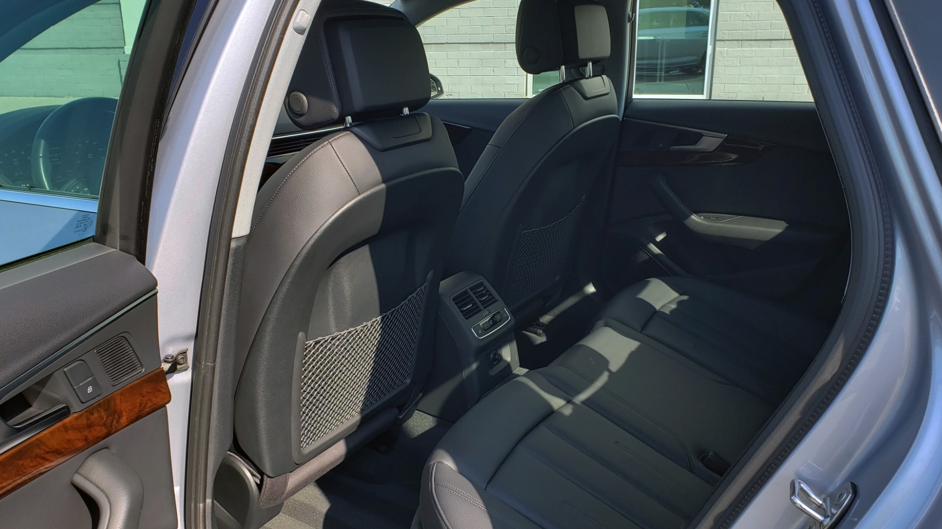 Used 2018 Audi A4 PREMIUM PLUS 2.0T / NAV / SUNROOF / B&O SND / CLD WTHR / REARVIEW for sale Sold at Formula Imports in Charlotte NC 28227 62