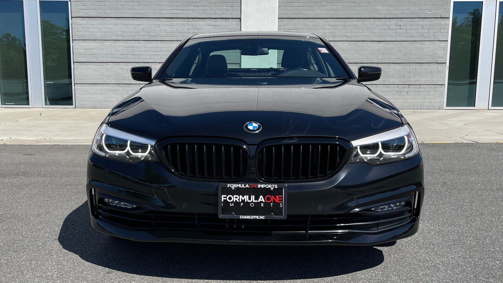 Used 2018 BMW 5 SERIES 540I XDRIVE PREMIUM / NAV / PARK ASST / WIRELESS CHARGING H/K SND for sale Sold at Formula Imports in Charlotte NC 28227 13