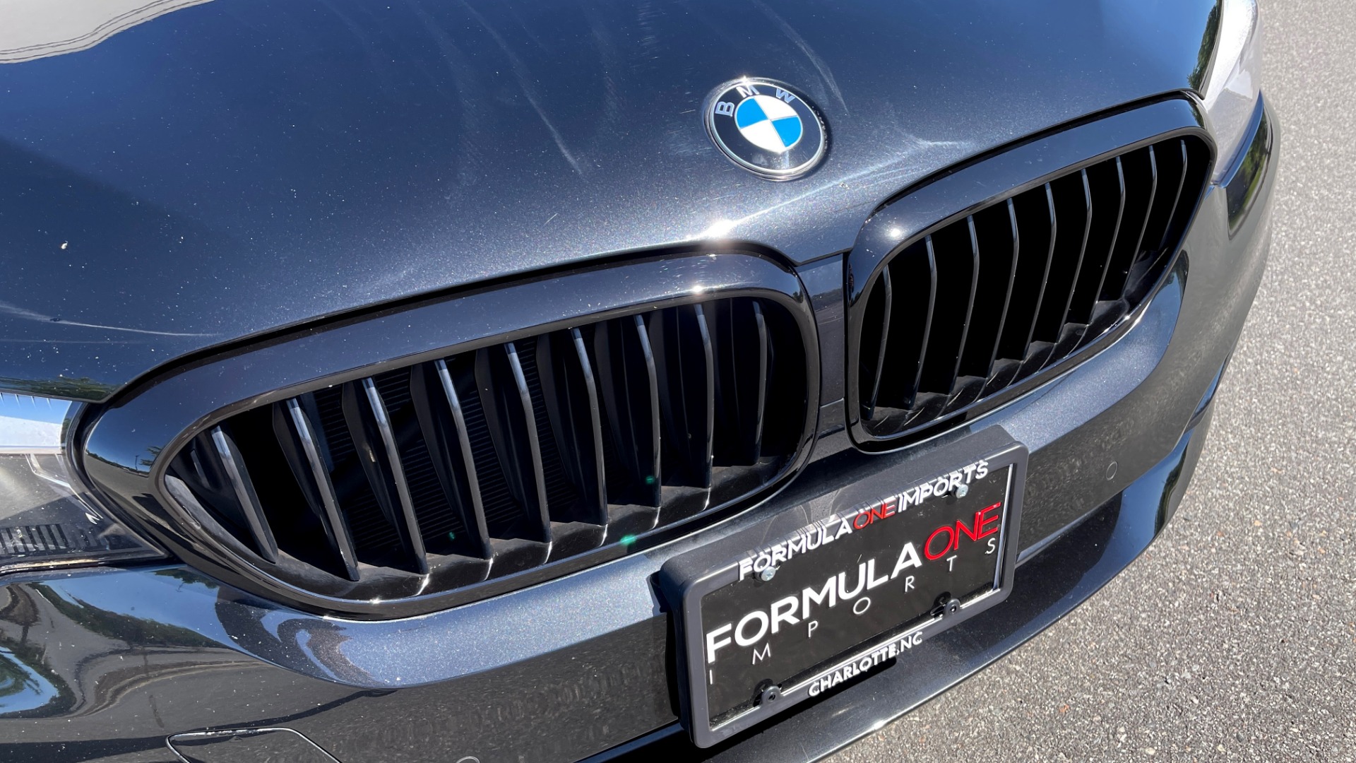 Used 2018 BMW 5 SERIES 540I XDRIVE PREMIUM / NAV / PARK ASST / WIRELESS CHARGING H/K SND for sale Sold at Formula Imports in Charlotte NC 28227 16