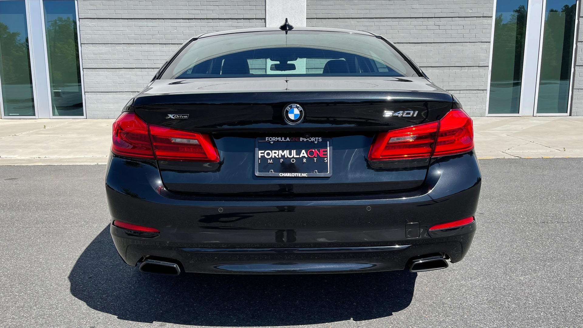 Used 2018 BMW 5 SERIES 540I XDRIVE PREMIUM / NAV / PARK ASST / WIRELESS CHARGING H/K SND for sale Sold at Formula Imports in Charlotte NC 28227 19
