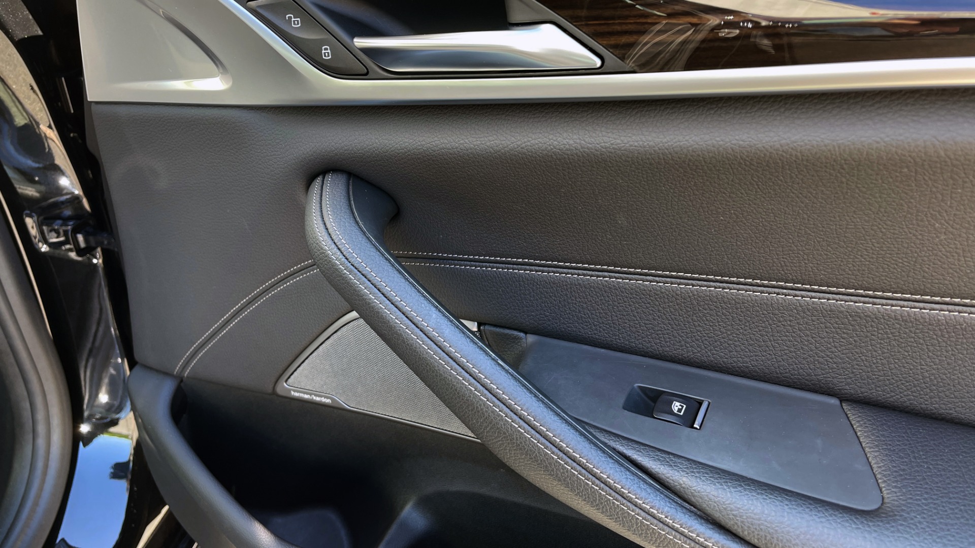 Used 2018 BMW 5 SERIES 540I XDRIVE PREMIUM / NAV / PARK ASST / WIRELESS CHARGING H/K SND for sale Sold at Formula Imports in Charlotte NC 28227 76