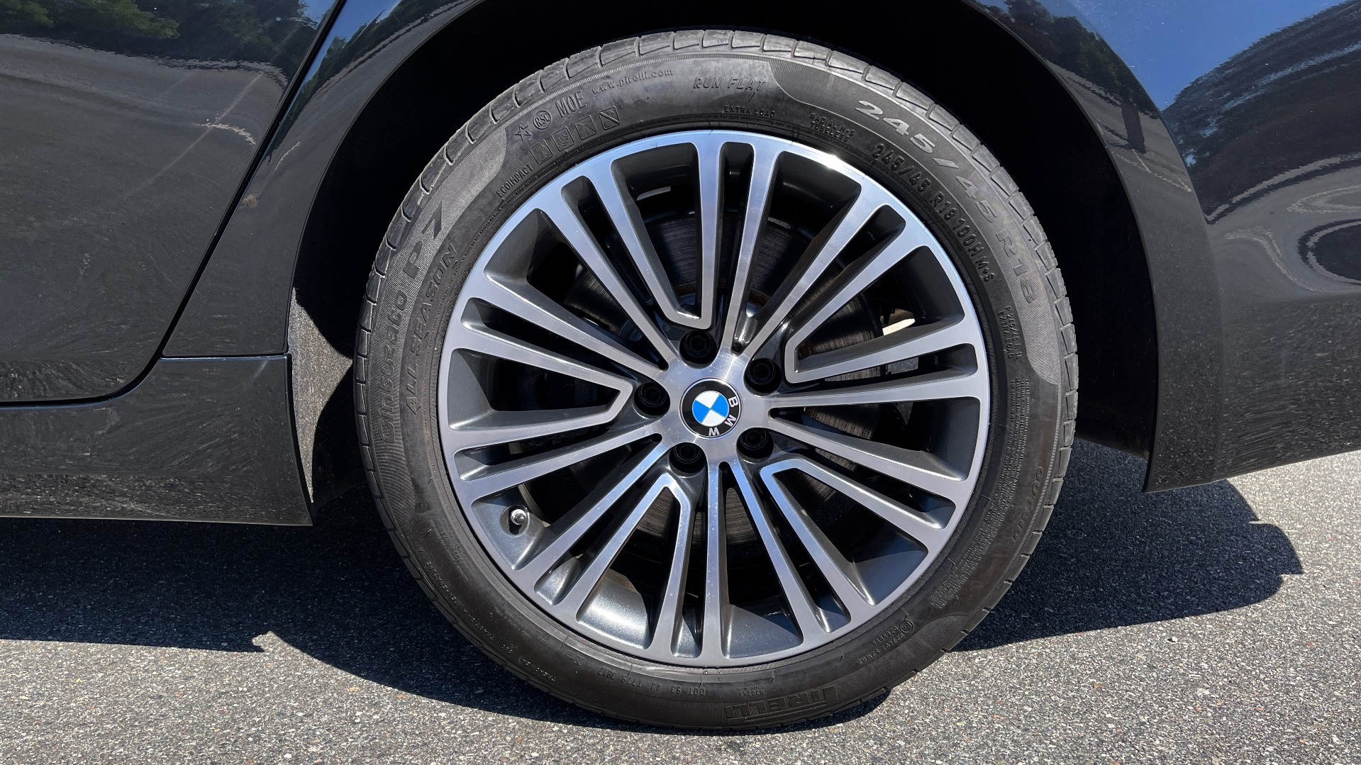 Used 2018 BMW 5 SERIES 540I XDRIVE PREMIUM / NAV / PARK ASST / WIRELESS CHARGING H/K SND for sale Sold at Formula Imports in Charlotte NC 28227 85