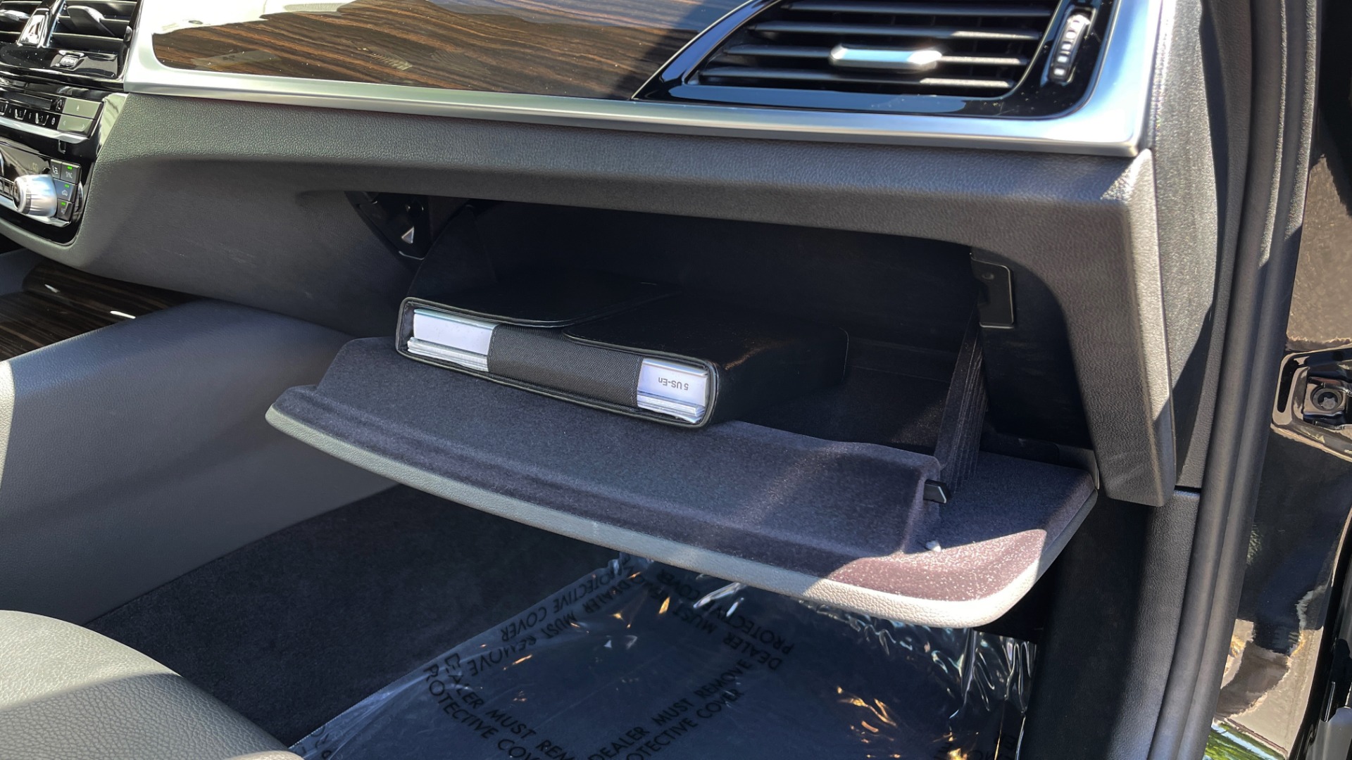 Used 2018 BMW 5 SERIES 540I XDRIVE PREMIUM / NAV / PARK ASST / WIRELESS CHARGING H/K SND for sale Sold at Formula Imports in Charlotte NC 28227 88