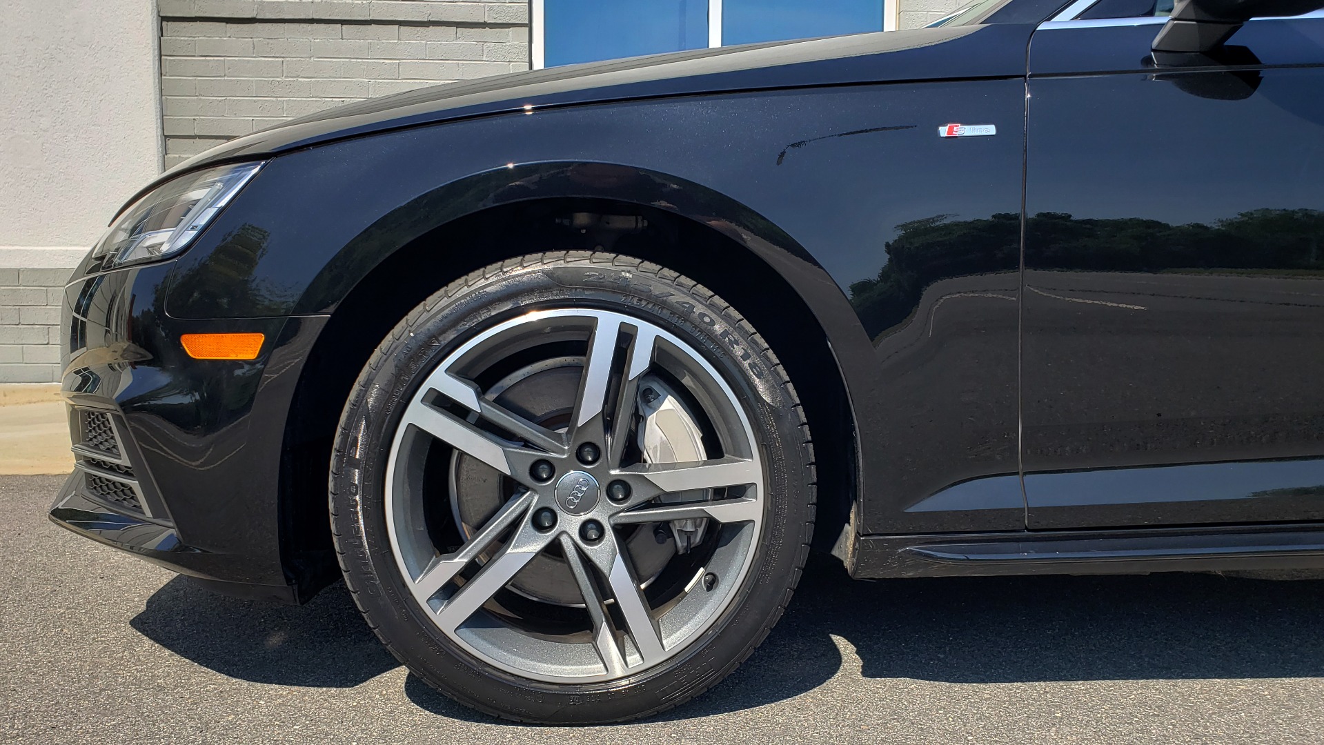 Used 2018 Audi A4 PREMIUM PLUS 2.0T / NAV / SUNROOF / B&O SND / CLD WTHR / REARVIEW for sale Sold at Formula Imports in Charlotte NC 28227 77