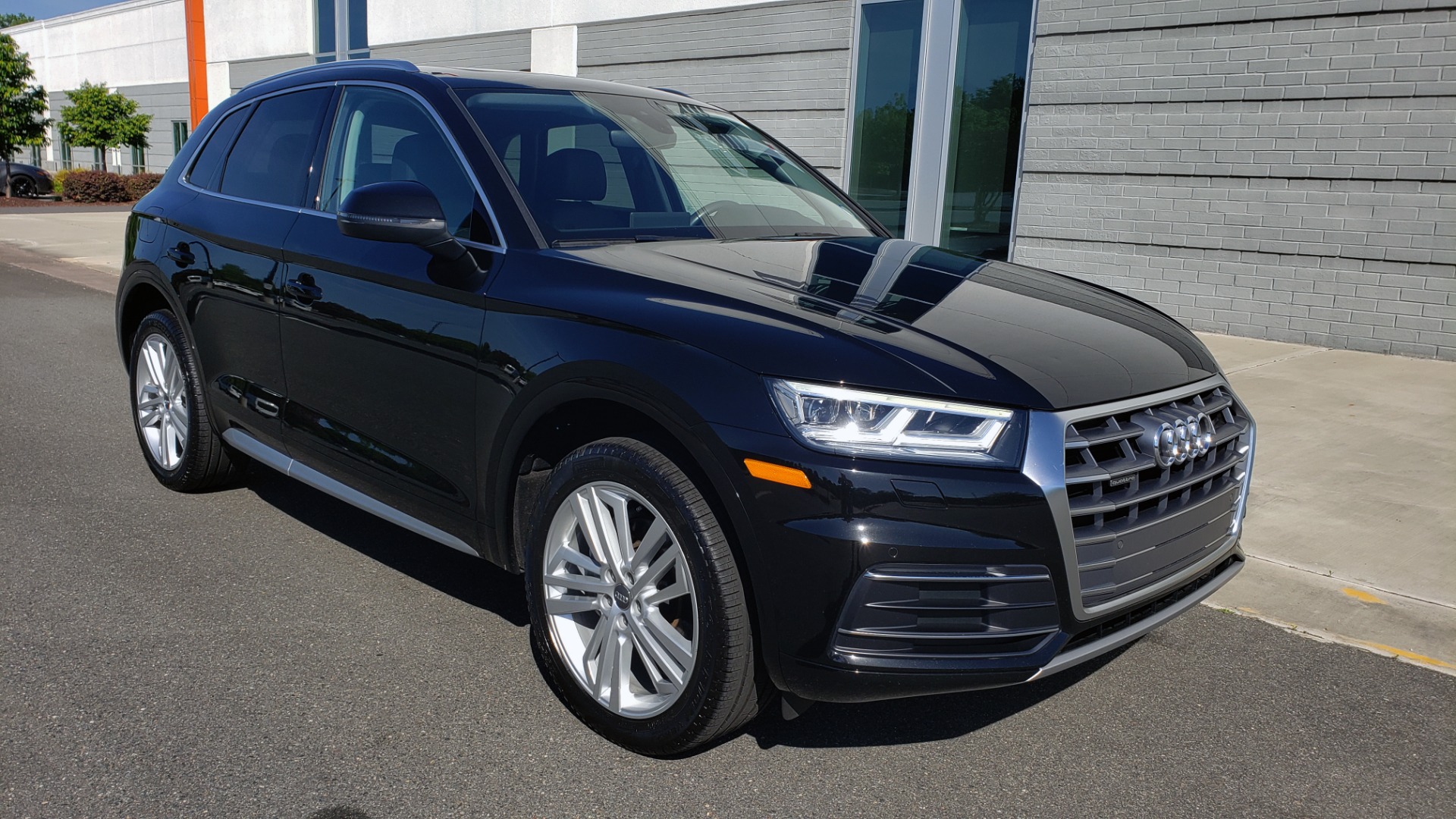 Used 2018 Audi Q5 PREMIUM PLUS / NAV / B&O SND / CLD WTHR / SUNROOF / REARVIEW for sale Sold at Formula Imports in Charlotte NC 28227 8